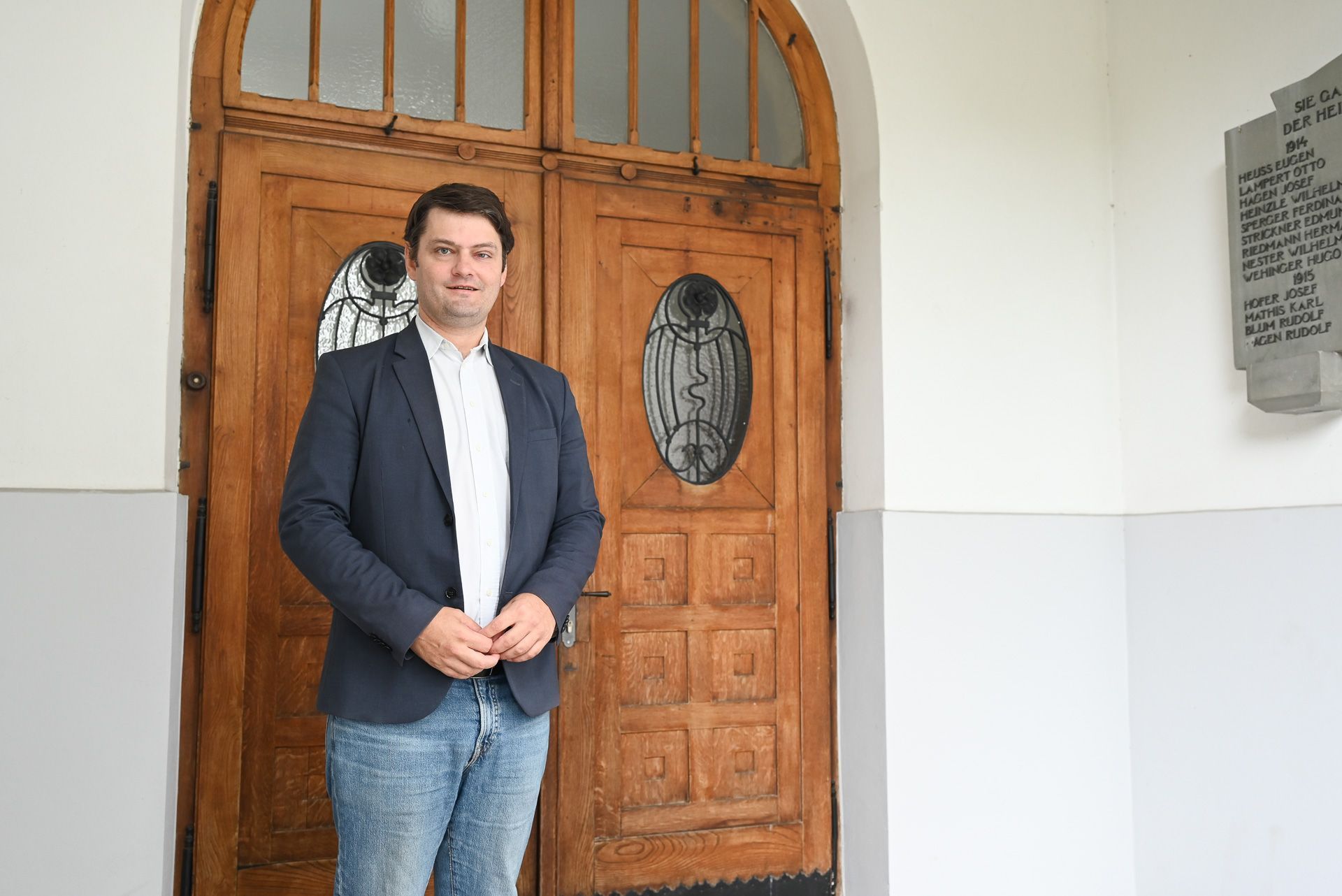 Direktor Dietmar Nigsch strebt das Öffentlichkeitsrecht seiner Schule an. 