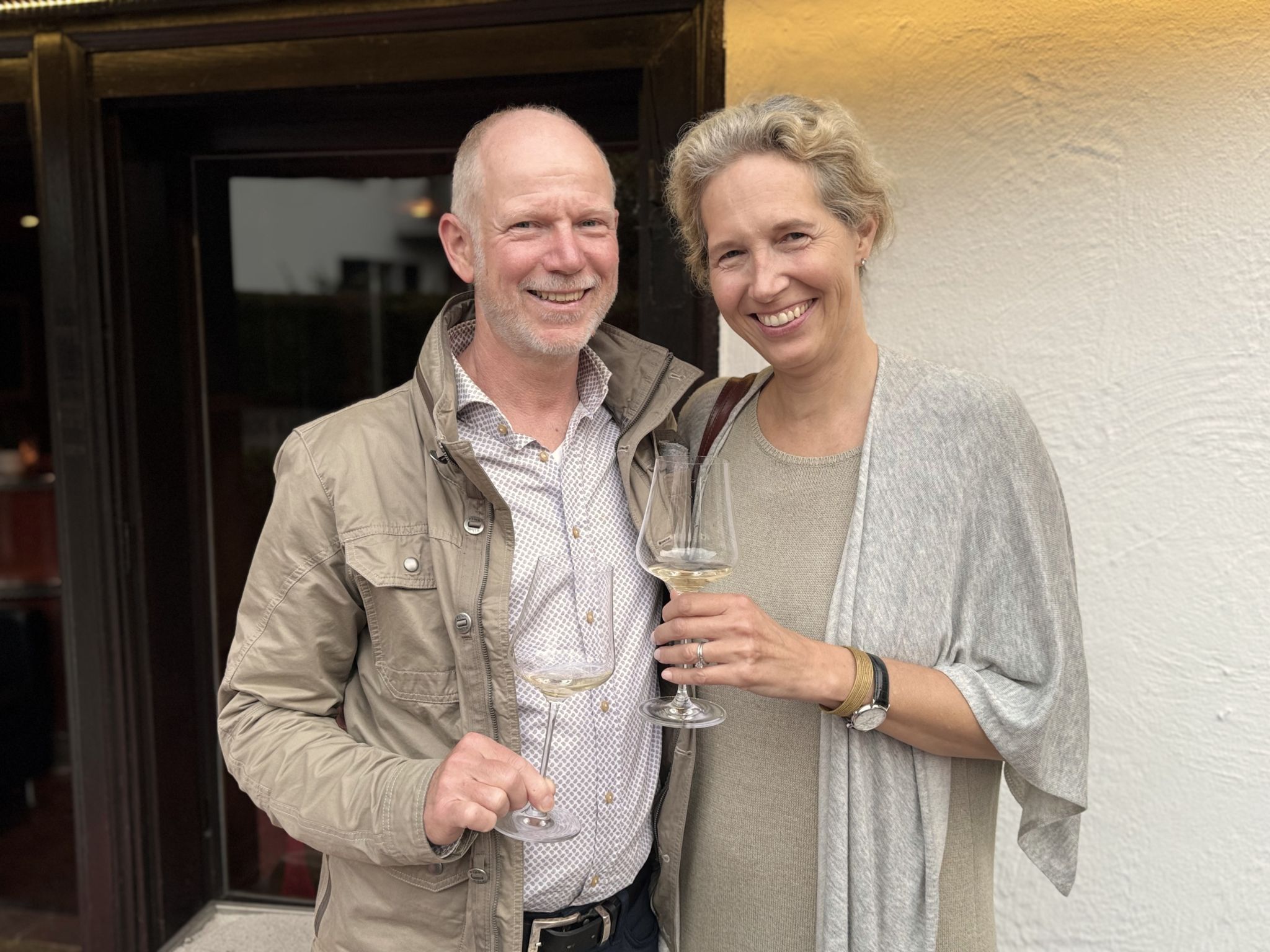 Bernd und Amy Keller (apidae candles) genossen den Abend.