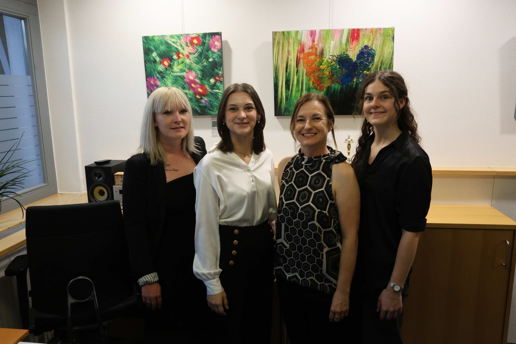 Nadine Knesjski, Amanda Österle, Daniela Mayer und Sabine Polt.