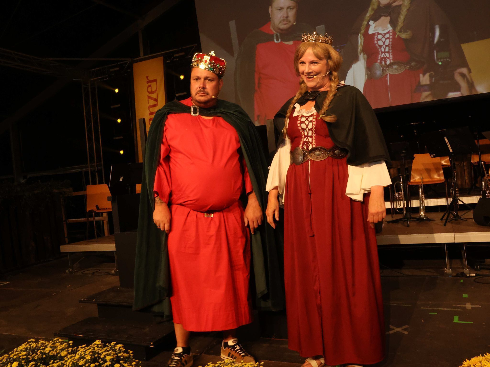 Bierkönig und Bierkönigin.