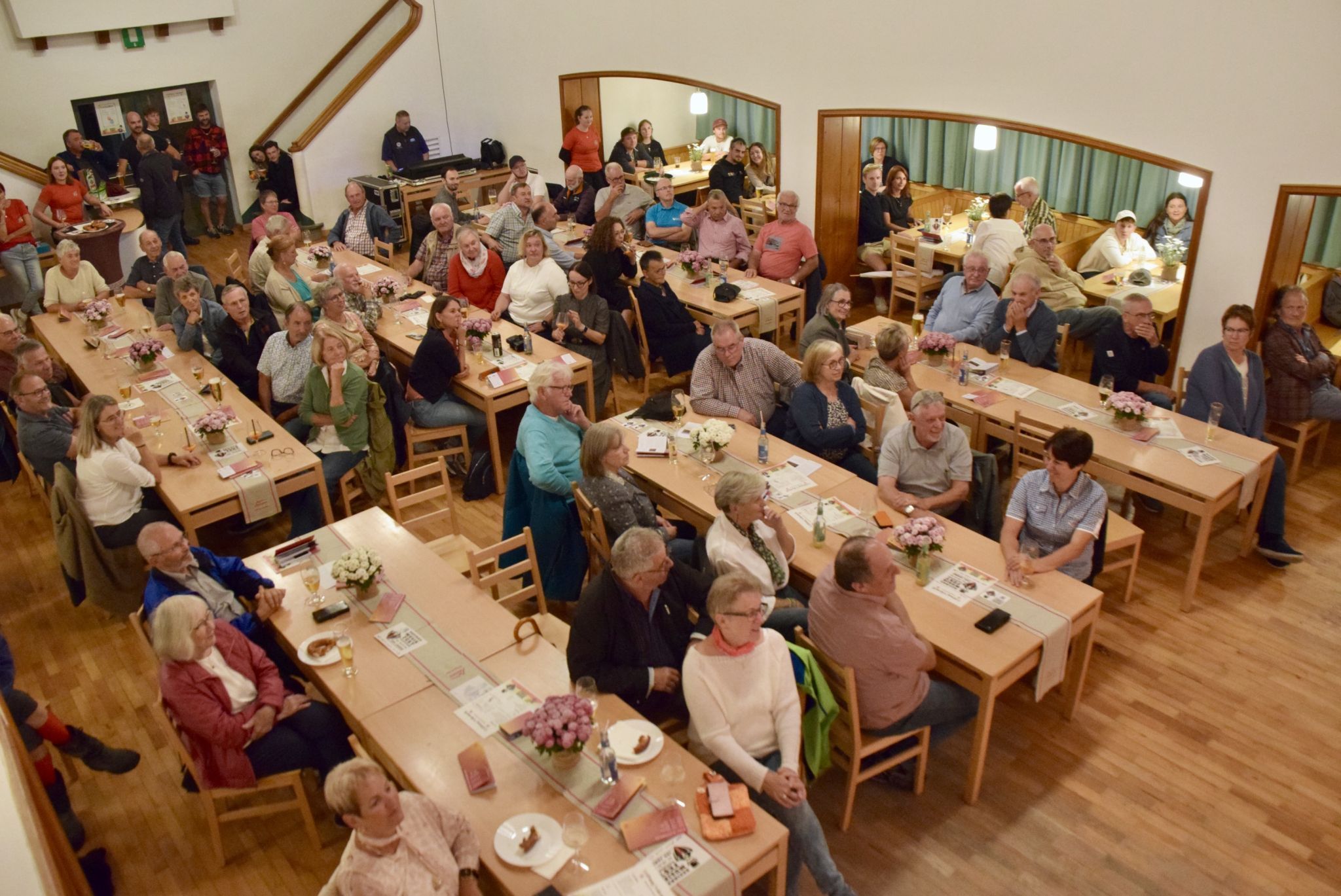 Das Eröffnungskonzert im Vallülasaal in Partenen war gut besucht. 