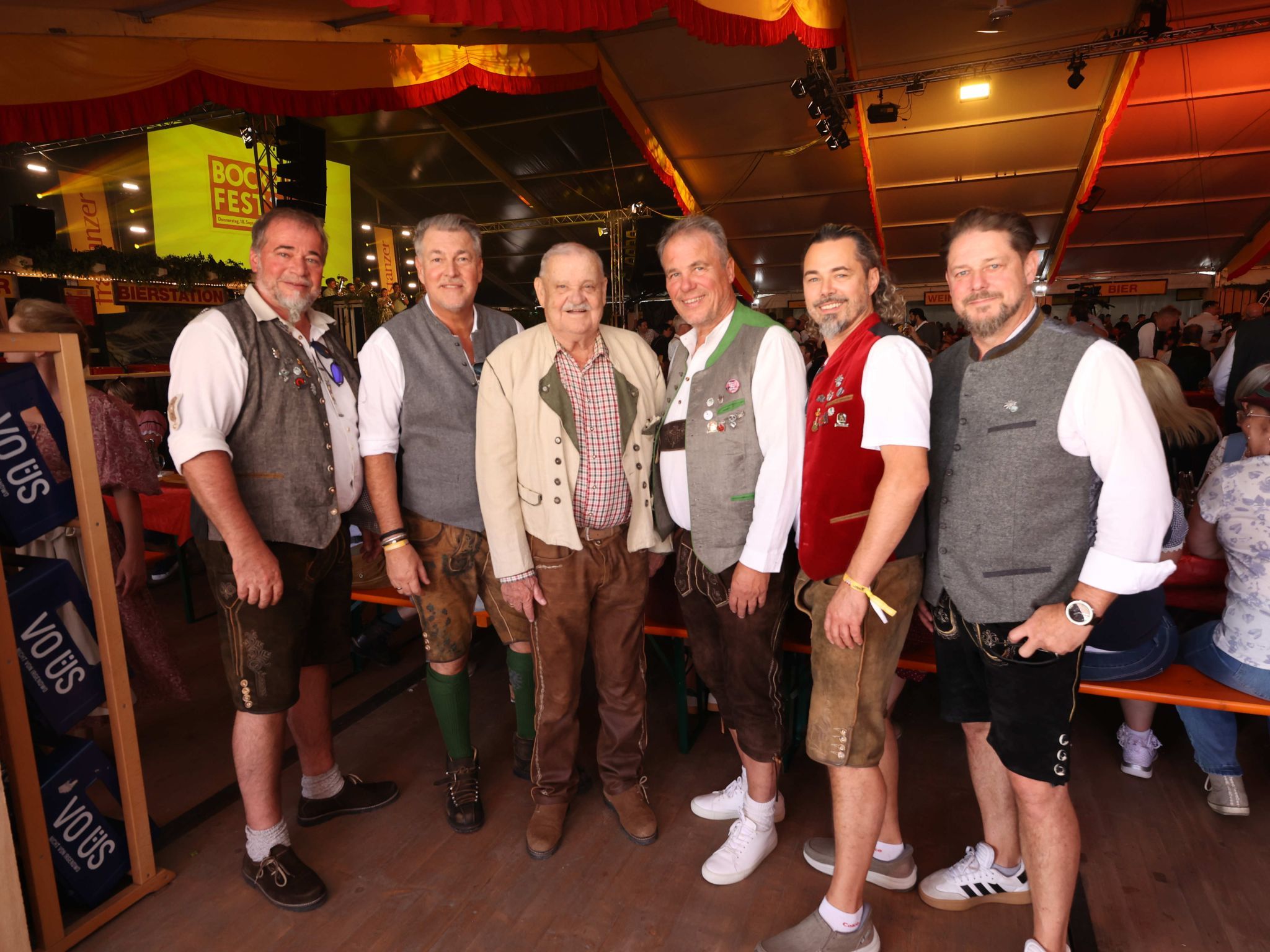 Friseure Thomas Sturn, Günther Plaickner, Peter Schenk, Gerhard Ölz, Christof Schobel und Thomas Gmeiner.