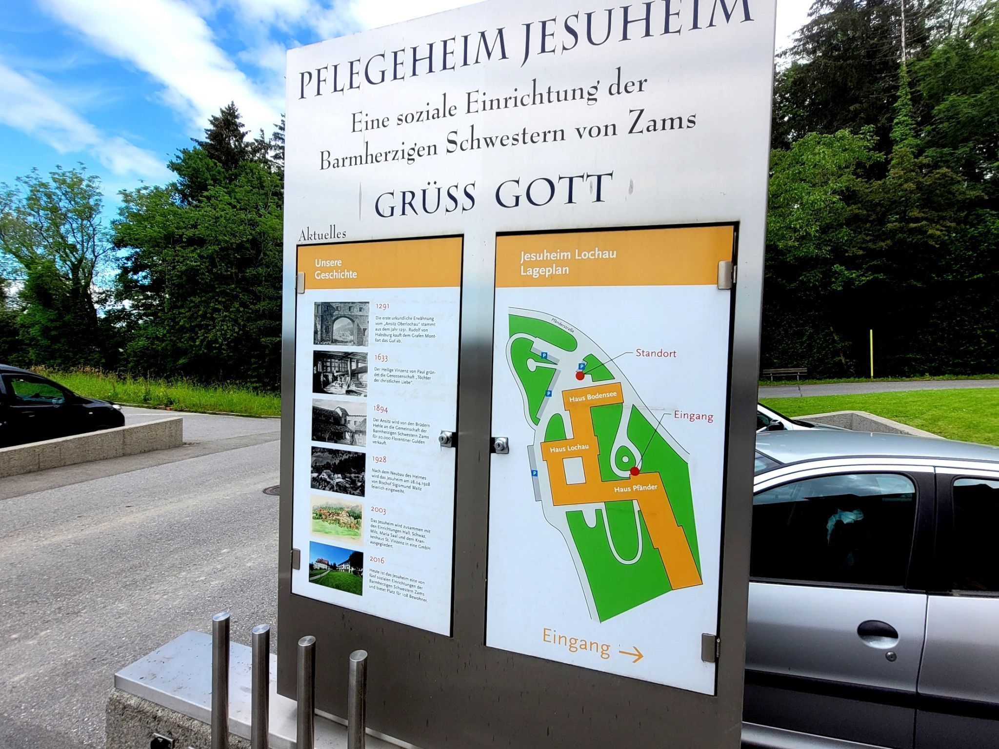 Geschichte und Lageplan als Information für die Besucher des Alten- und Pflegewohnheims Jesuheim in Lochau.