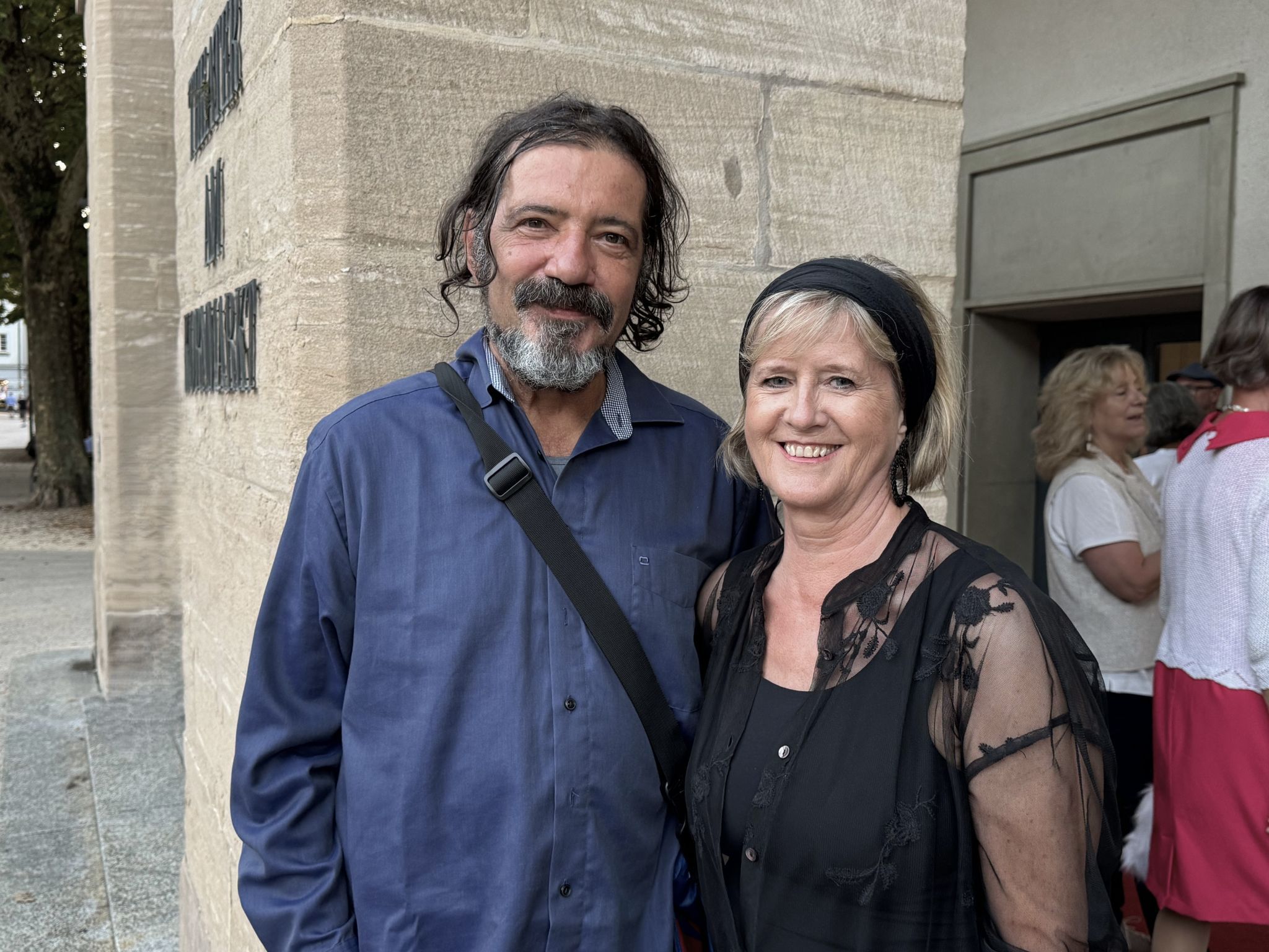 Mario Levstok (BürgerInnenchor) und Monika Ammann.