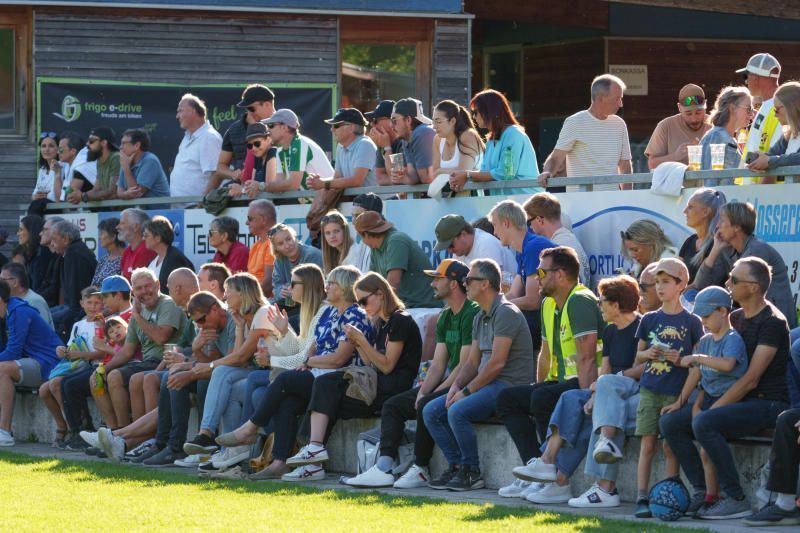 350 Zuschauer in Ludesch. STIPLOVSEK