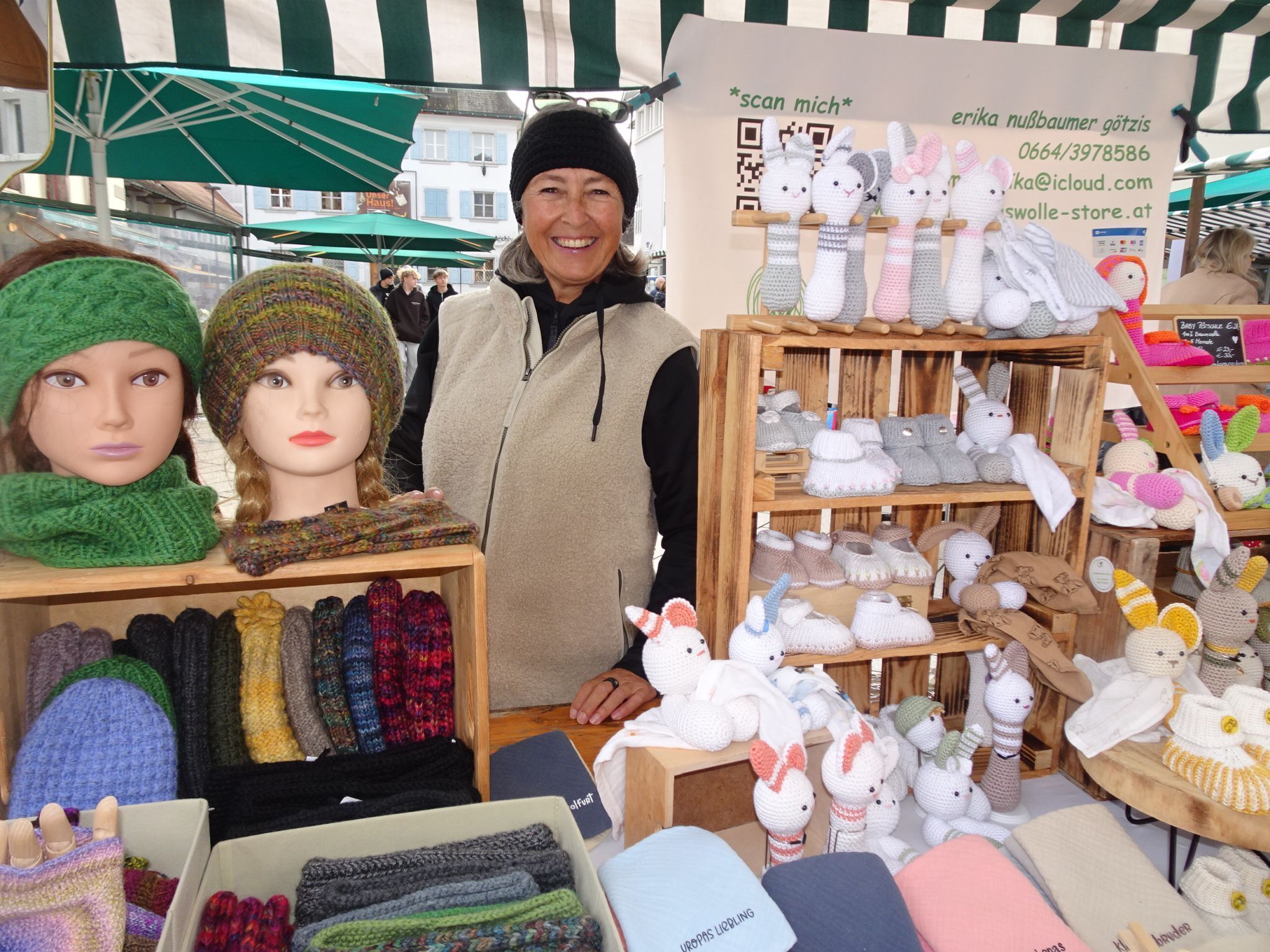Erika Nussbaumer war mit ihren hübschen Wollprodukten beim Herbstmarkt vertreten. 