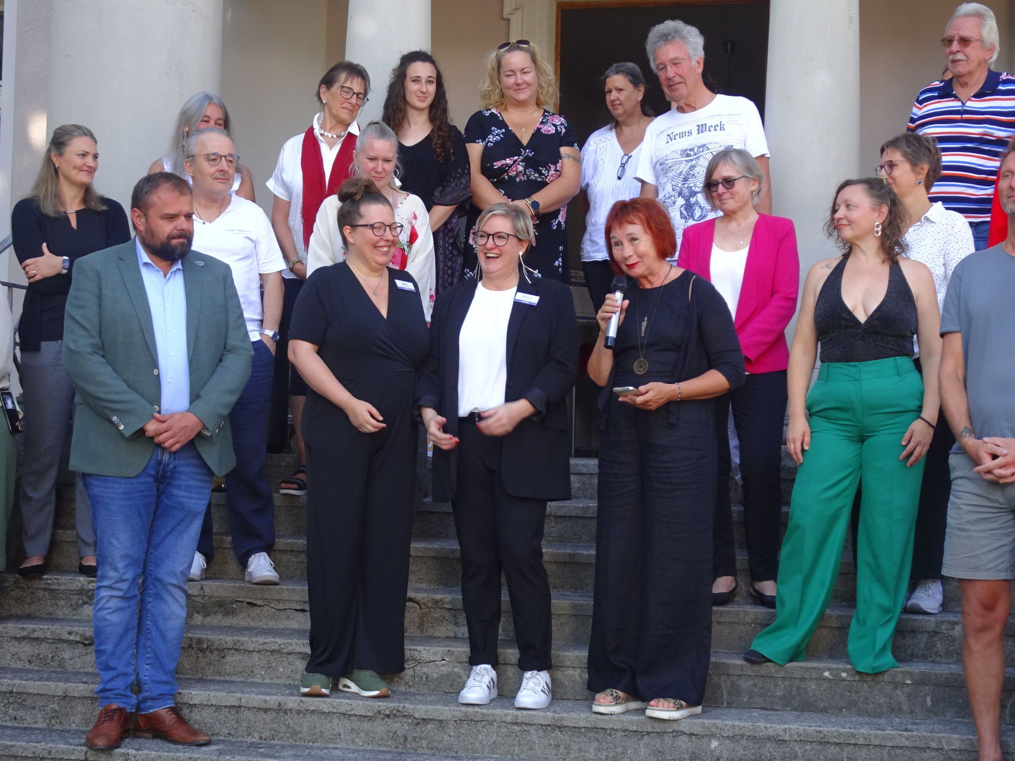 Auch Erika Kronabitter, Präsidentin von Literatur Vorarlberg war voll des Lobes für die engagierten Organisatorinnen.