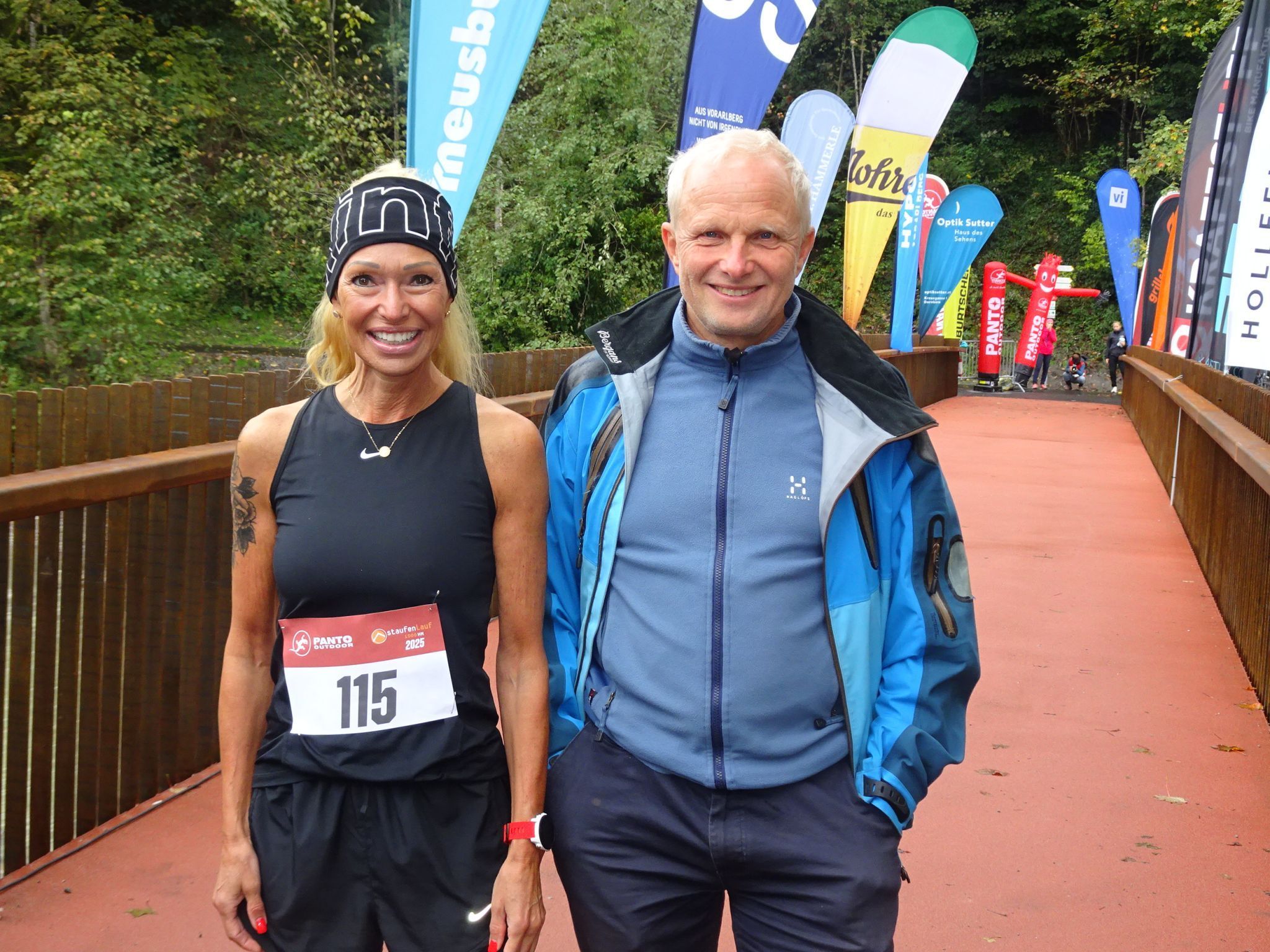 Lisa Plaickner mit Martin Hillmert, ging bei den Damen als Favoritin an den Start und erreicht schließlich als Zweite den Gipfel. 