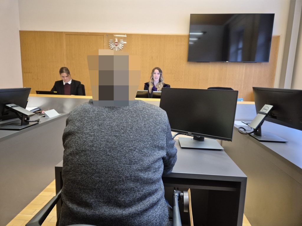 Streit wegen Teppich auf dem &#8220;Grenzzaun&#8221;