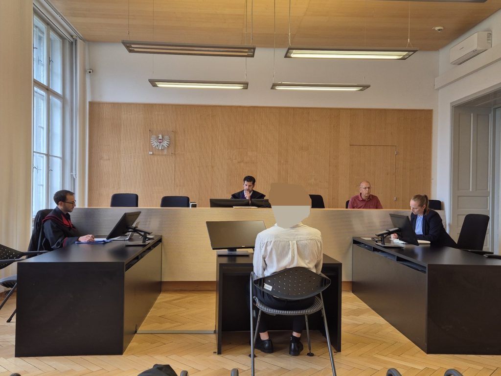 Polizisten des Amtsmissbrauchs beschuldigt