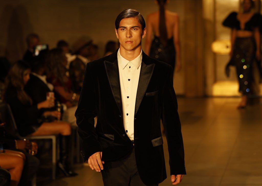 &#8220;Model-Me&#8221;-Finalist Samuel läuft auf der New York Fashion Week