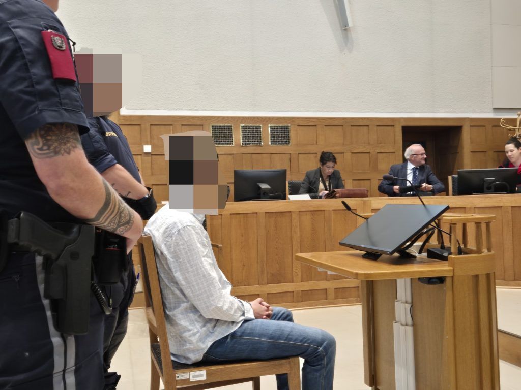 Anklage: Mordversuch wegen Streit um Handy