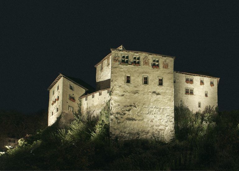Schattenburg bei Nacht, Stadt Feldkirch