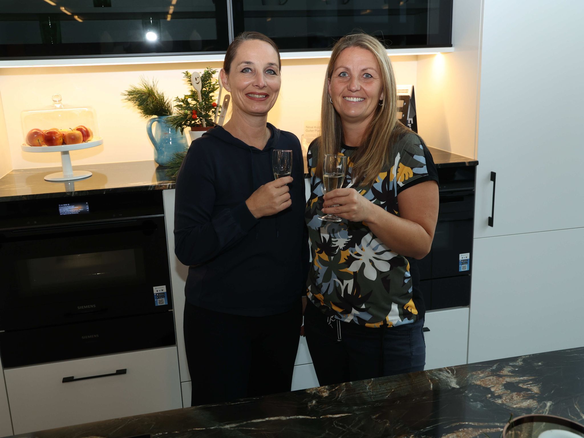 Christine Kaufmann und Dagmar Dünser.