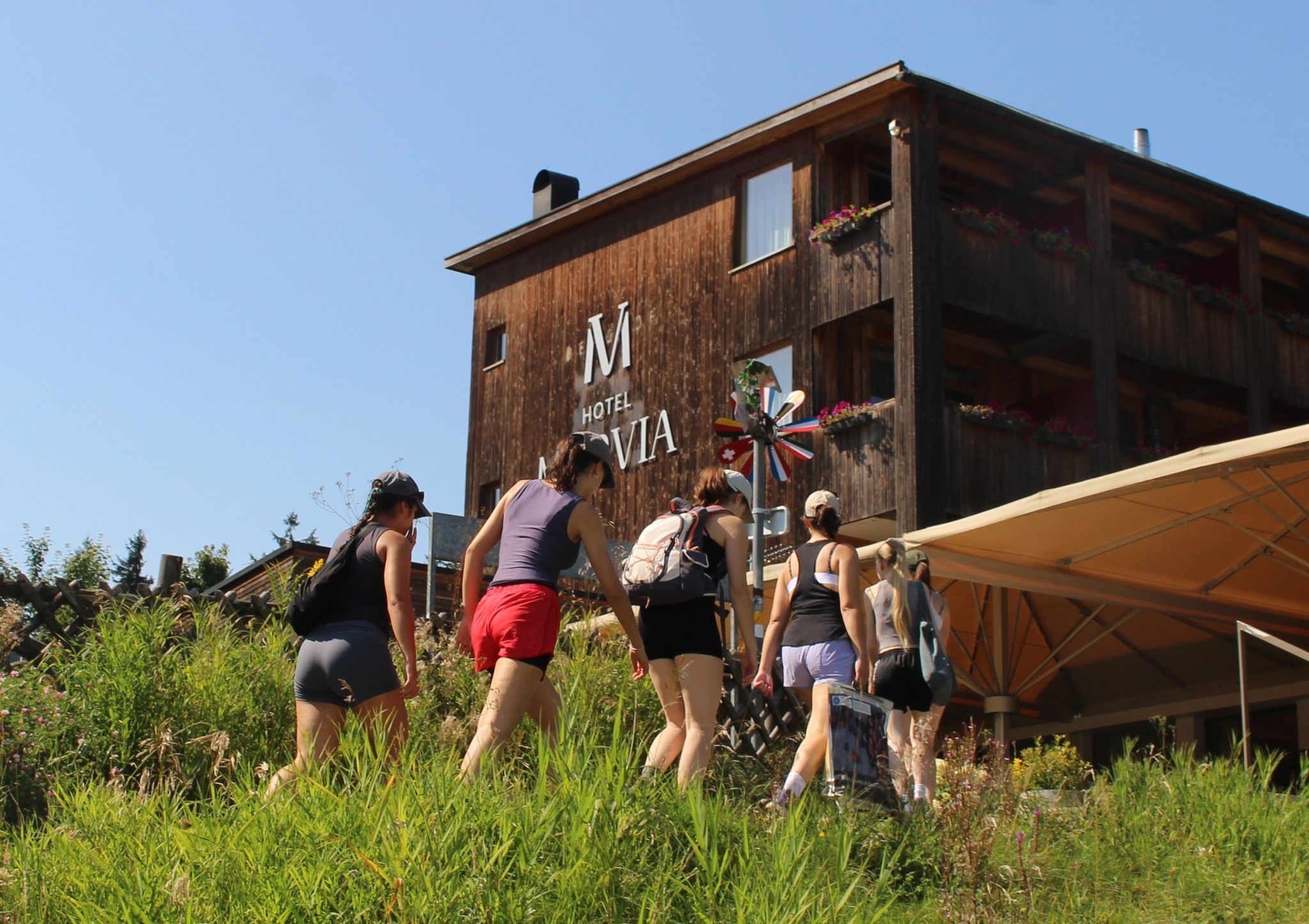 Zwischen Marvia und Gretina findet ein reger Gästeaustausch statt – viele Bödele-Stammgäste kehren zur Abwechslung in Bezau ein, umgekehrt machen Gretina-Stammgäste gerne Ausflüge aufs Bödele.