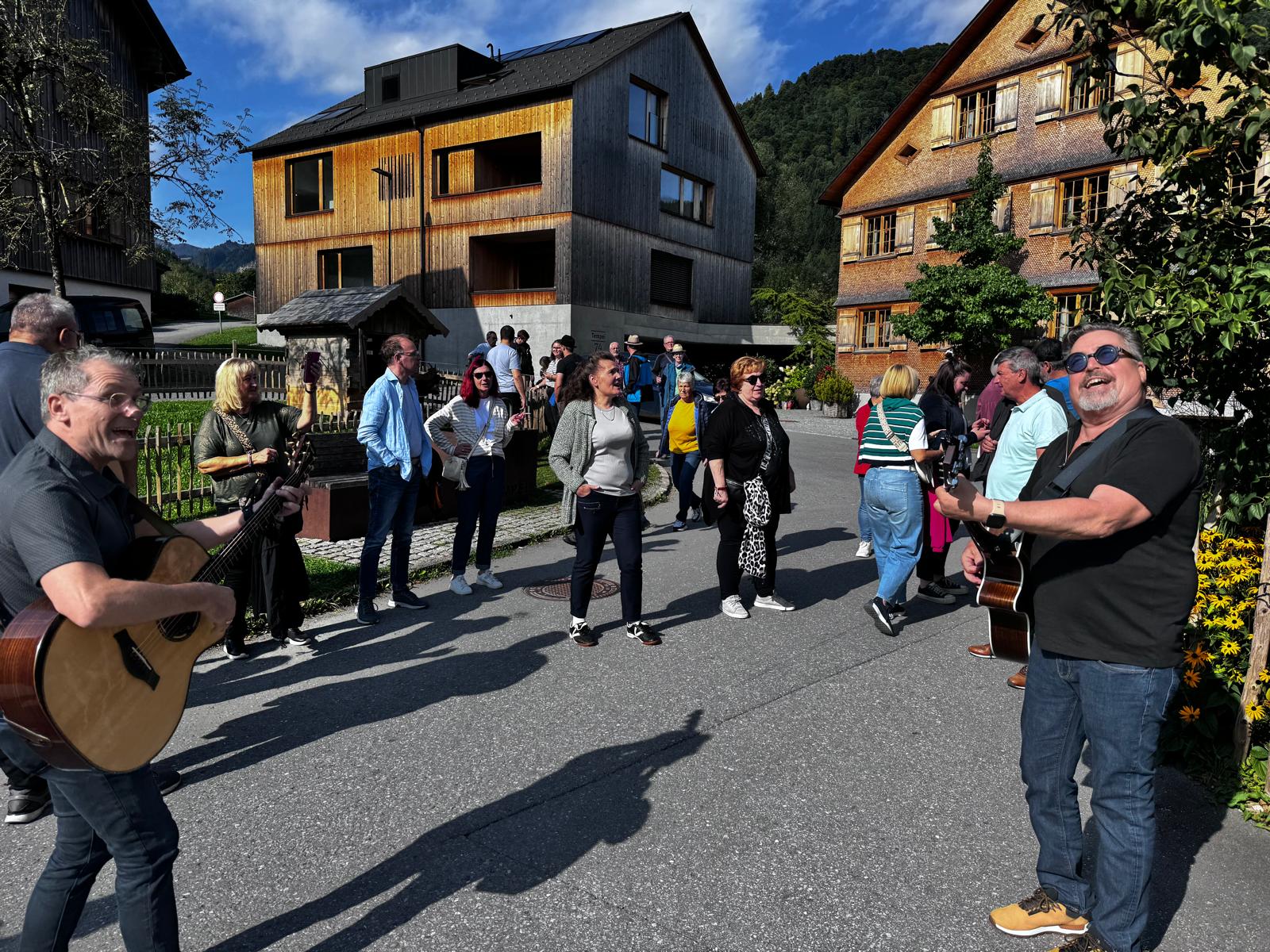 Der Ausflug führte die Dornbirner Narren quer durchs Ländle. 