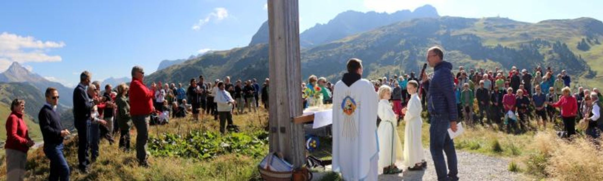 Die Messe beim Friedenskreuz ist für viele Bergwanderer alljährlich im Herbst ein Pflichttermin.