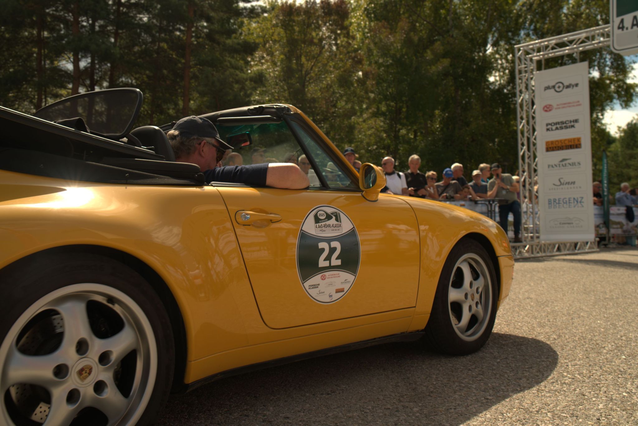 Die AvD-Röhrl-Klassik zu Gast im Ländle, von Donnerstag, den 4. September bis Samstag, 6. September 2025 starte am Festspielhaus in Bregenz die Rallye mit 170 historischen Porsches. (Bildergalerie)