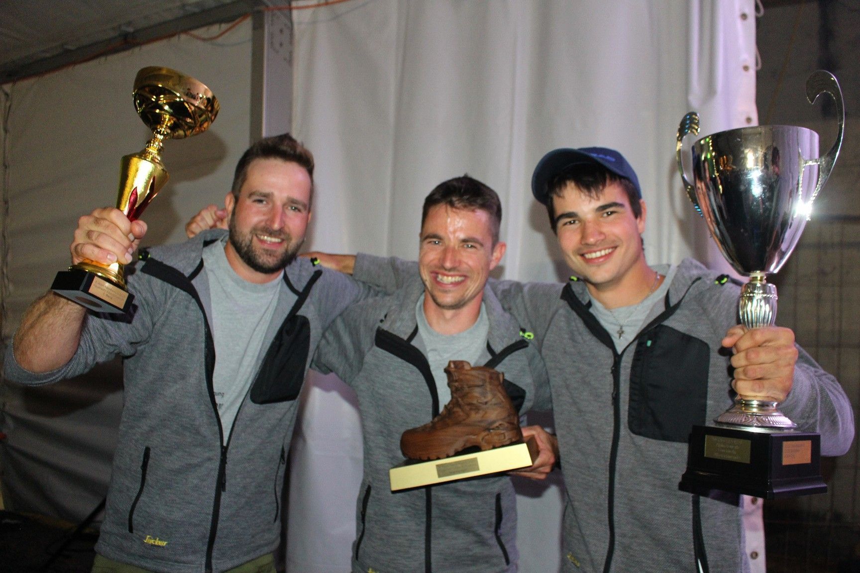 „The Winner takes it all!” Pokal für den Tagessieg, Goldener Bergschuh und natürlich auch der Wanderpokal waren wieder fest in Egger Händen.   