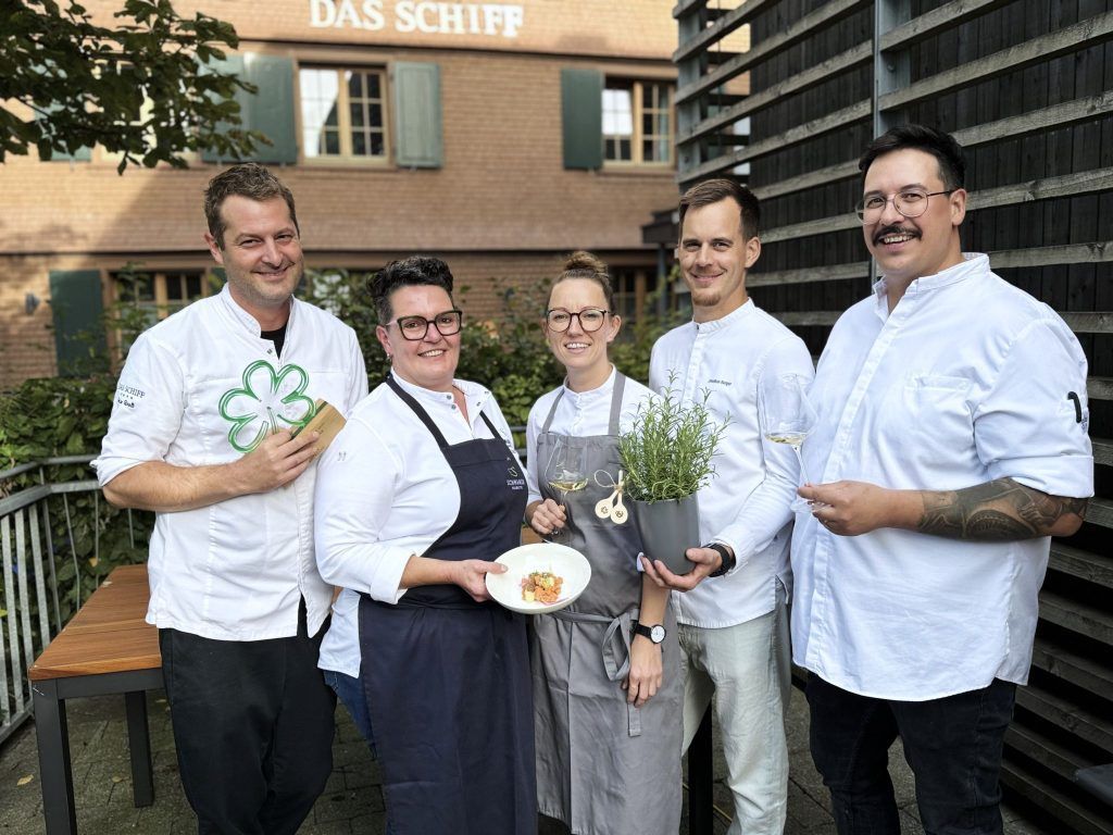 Große Küchenparty im Schiff in Hittisau