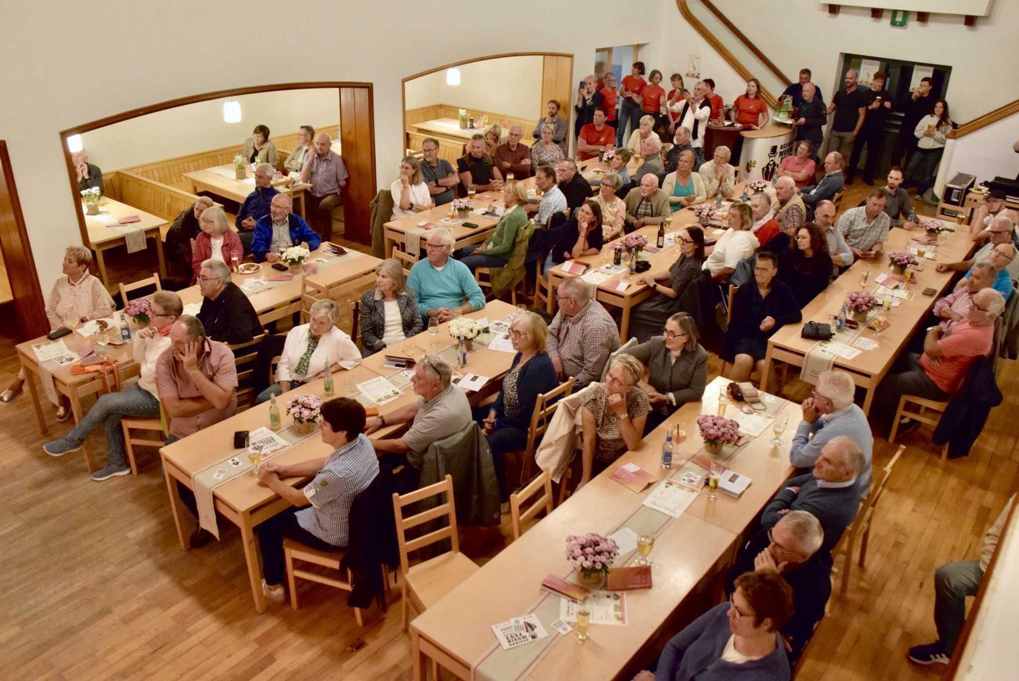 Das Eröffnungskonzert im Vallülasaal in Partenen war gut besucht. 