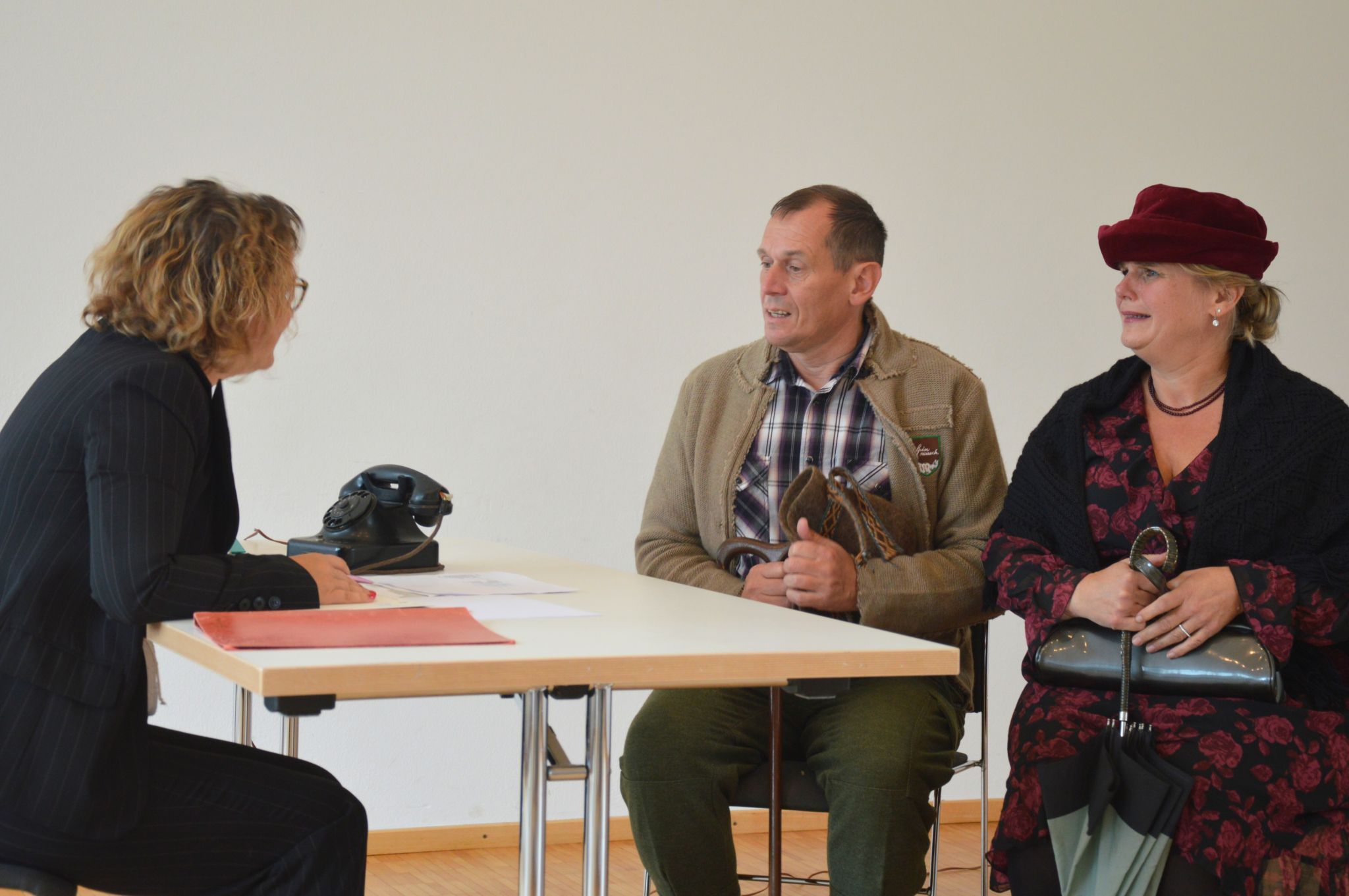 D'Fraschtner Bühne spielte ein humorvolles Stück voller Missverständnisse