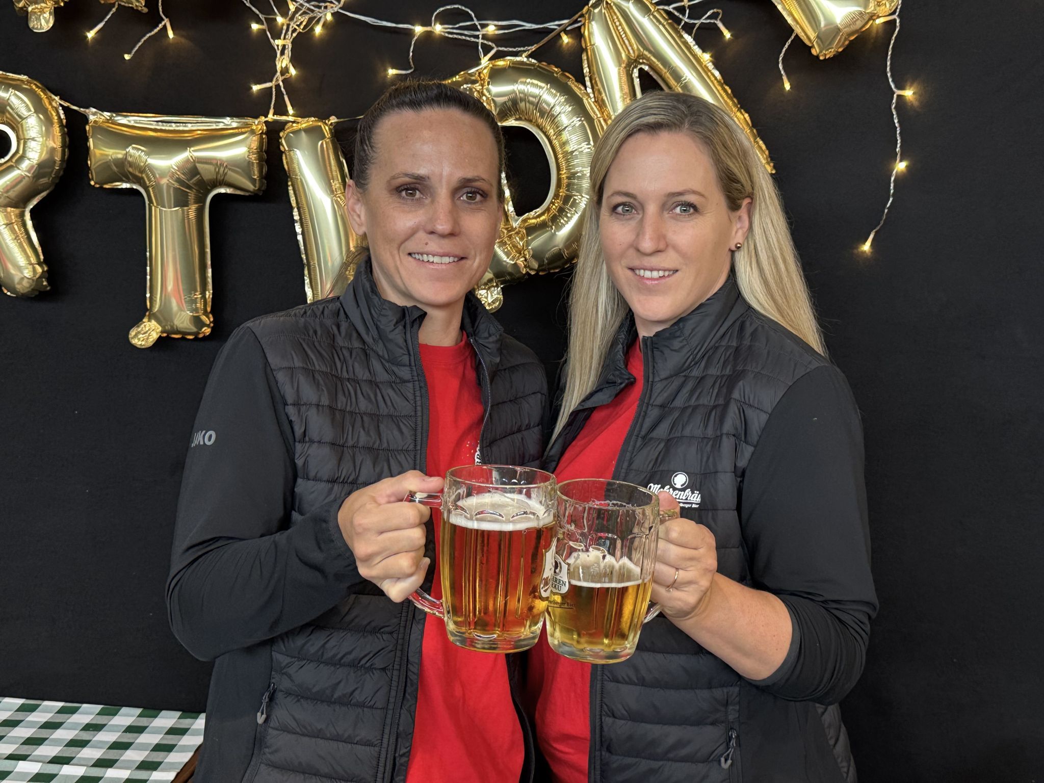 Christina und Julia Huber feierten mit.
