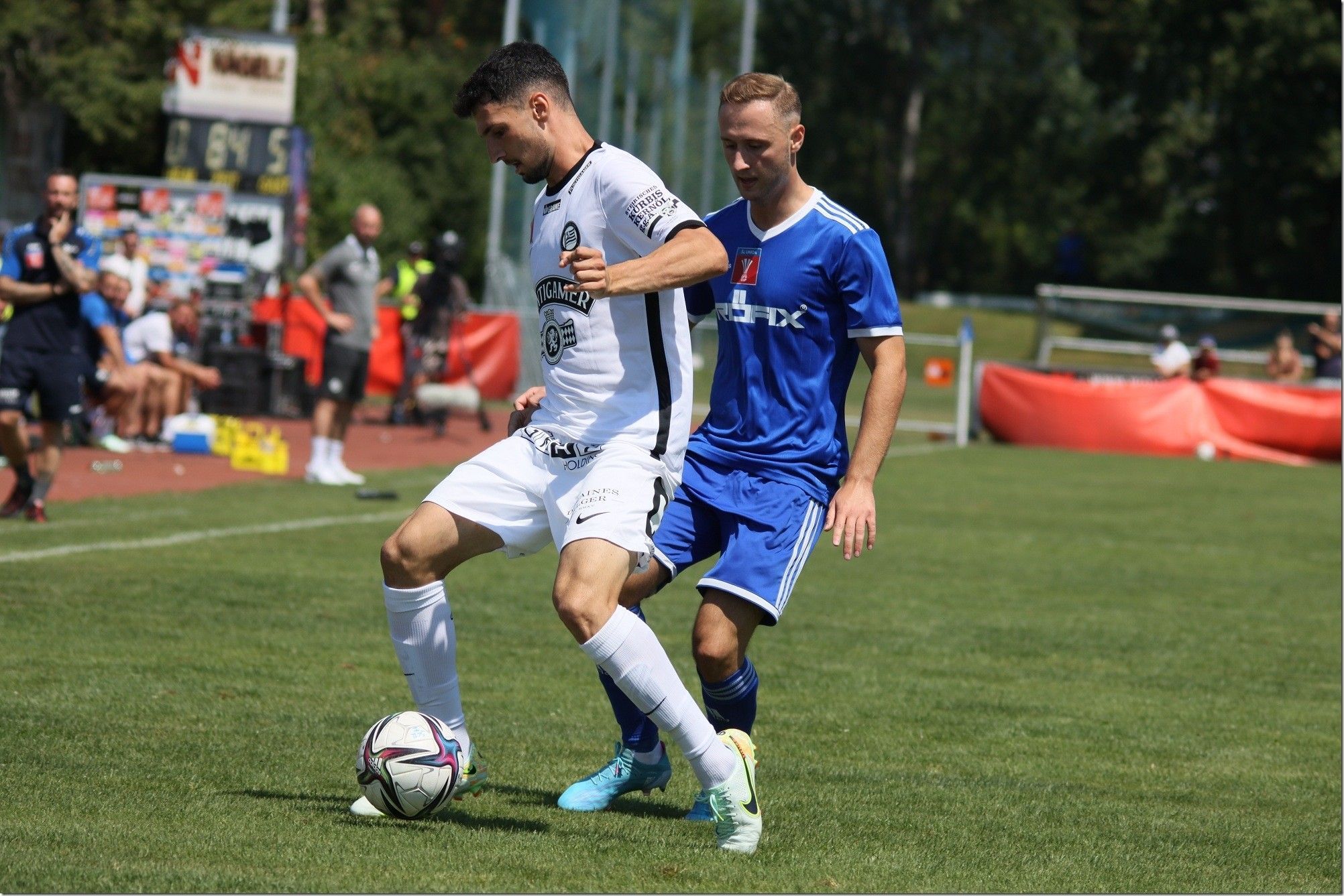 Arbnor Rexhaj und seine Kollegen wollen Sturm Graz das Leben schwer machen. 