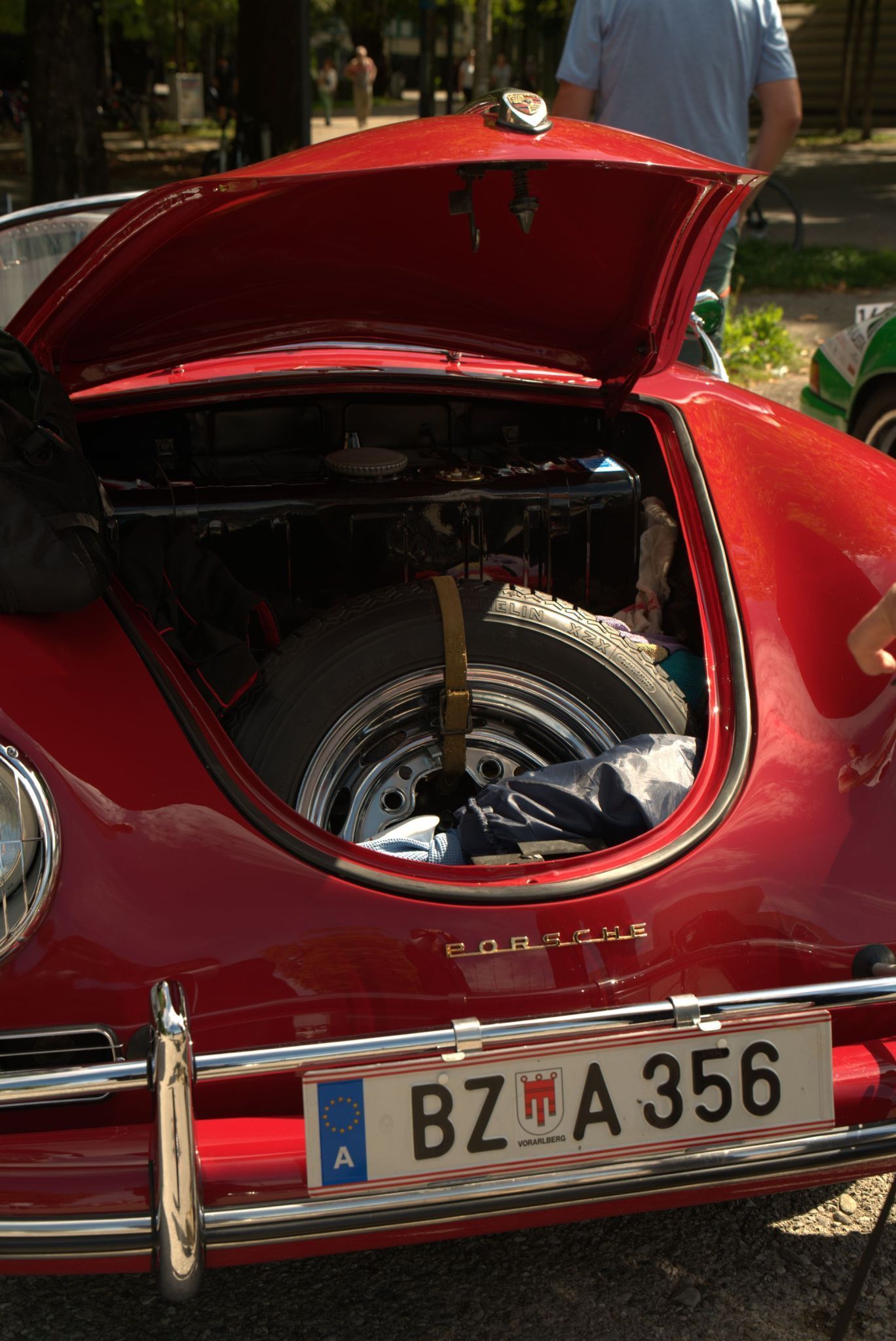 Die AvD-Röhrl-Klassik zu Gast im Ländle, von Donnerstag, den 4. September bis Samstag, 6. September 2025 starte am Festspielhaus in Bregenz die Rallye mit 170 historischen Porsches. (Bildergalerie)