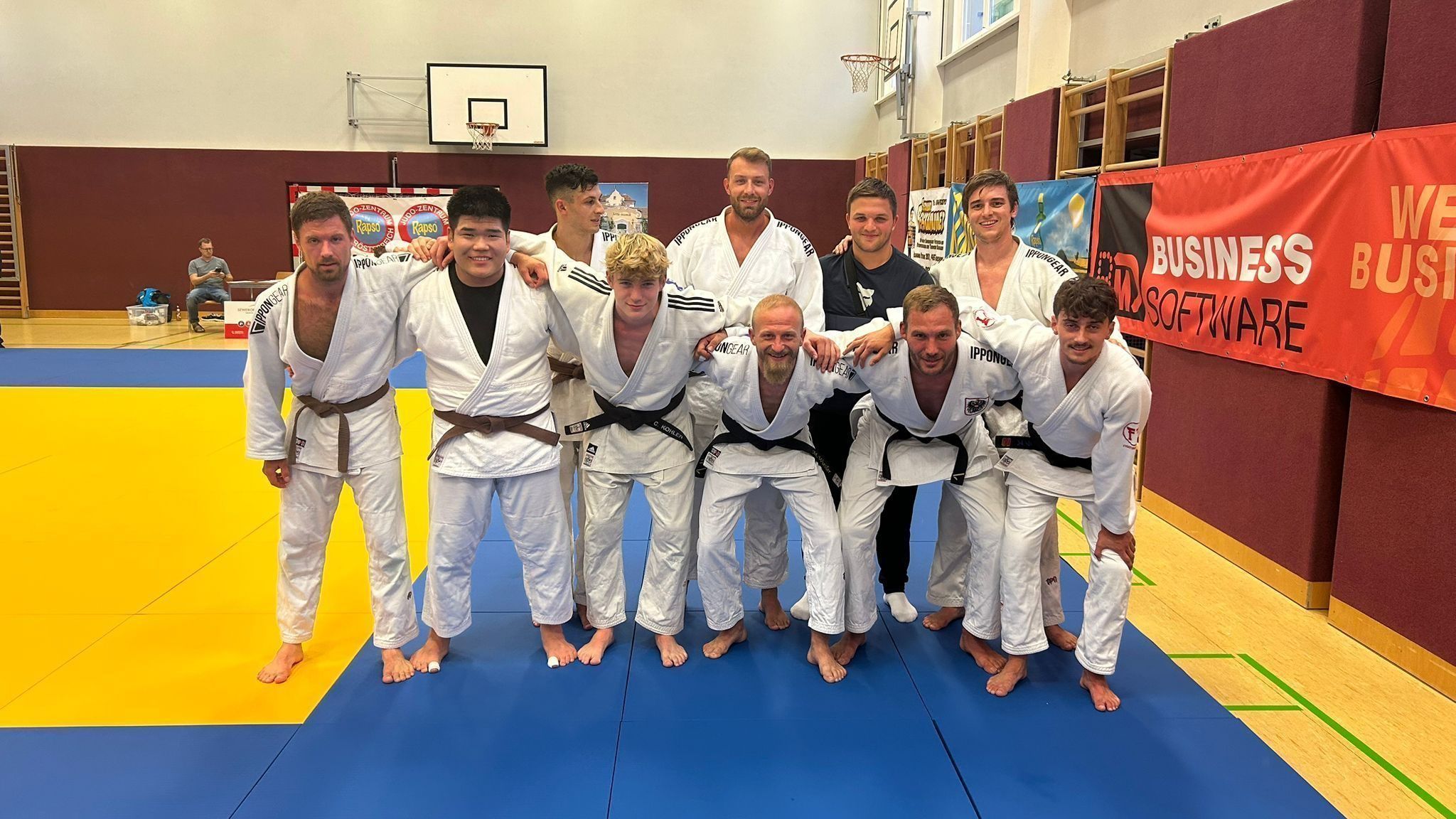 (Bild UJC) Die Dornbirner Judokas erkämpften ein Unentschieden und hoffen nun mit einem Sieg in die Finalrunde zu kommen. 