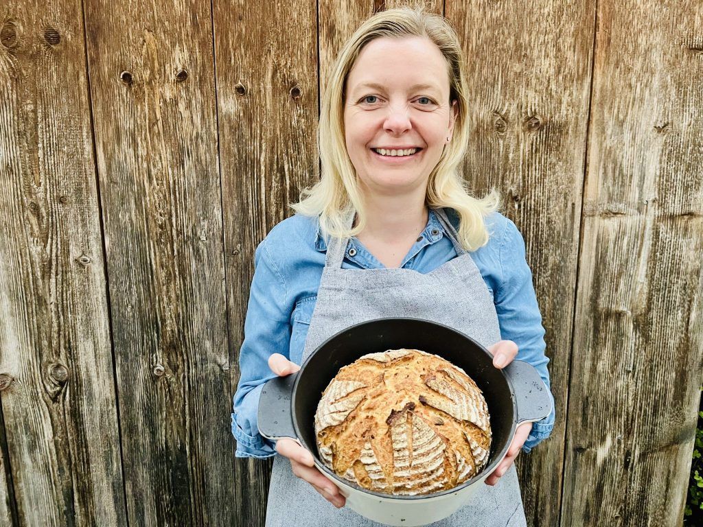 Herbstliches Karotten-Kürbiskernbrot