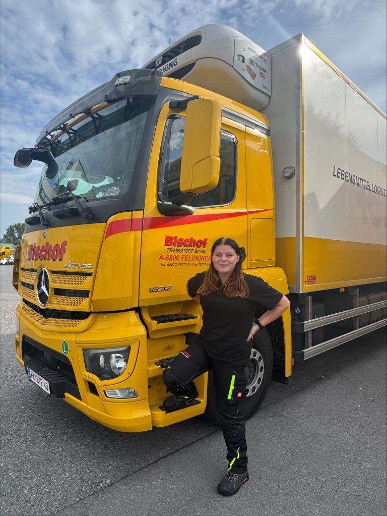 Laura Rauch, bei Bischof Transporte.