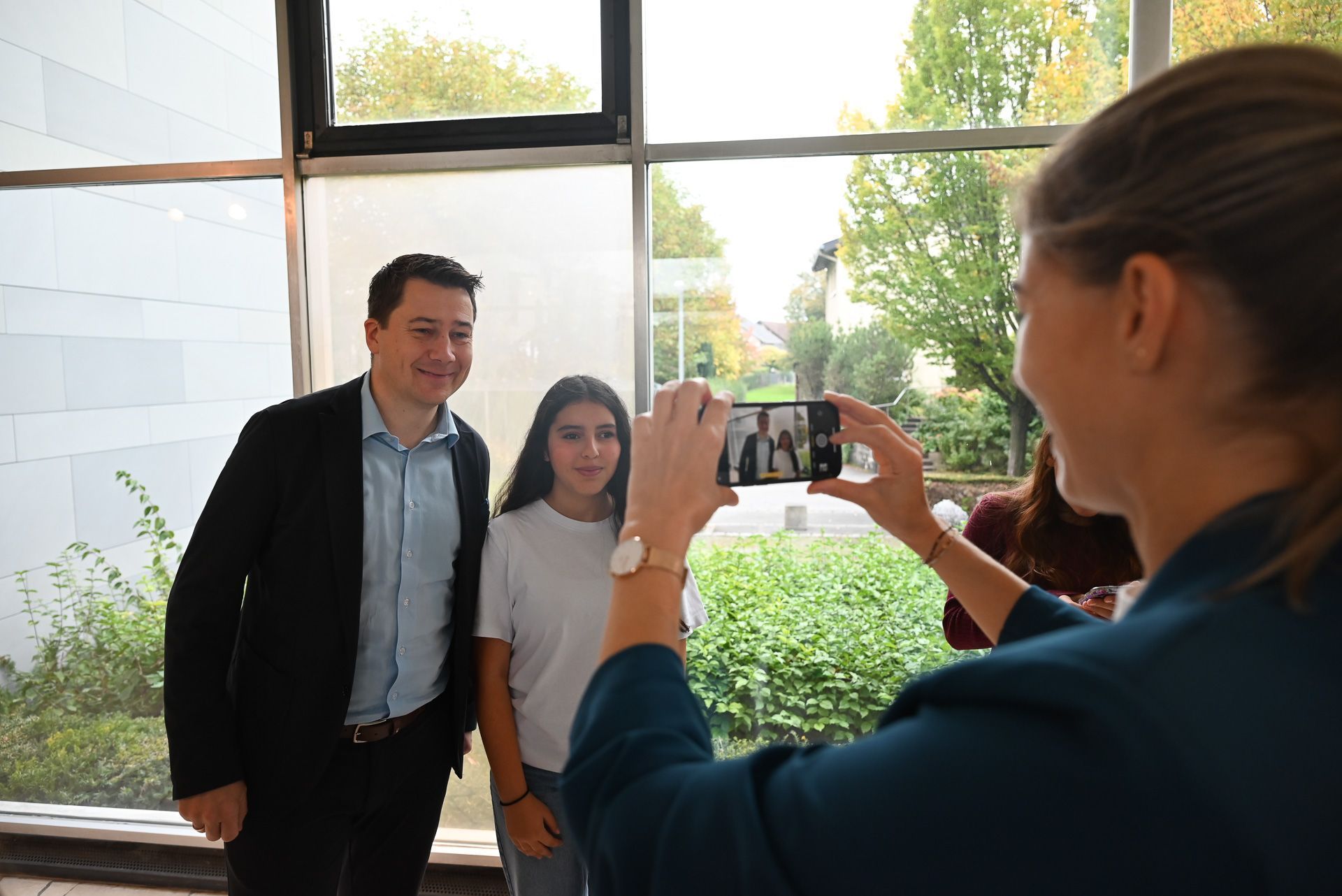 Viele nutzten die Chance ein Erinnerungsfoto mit dem Bürgermeister zu machen.