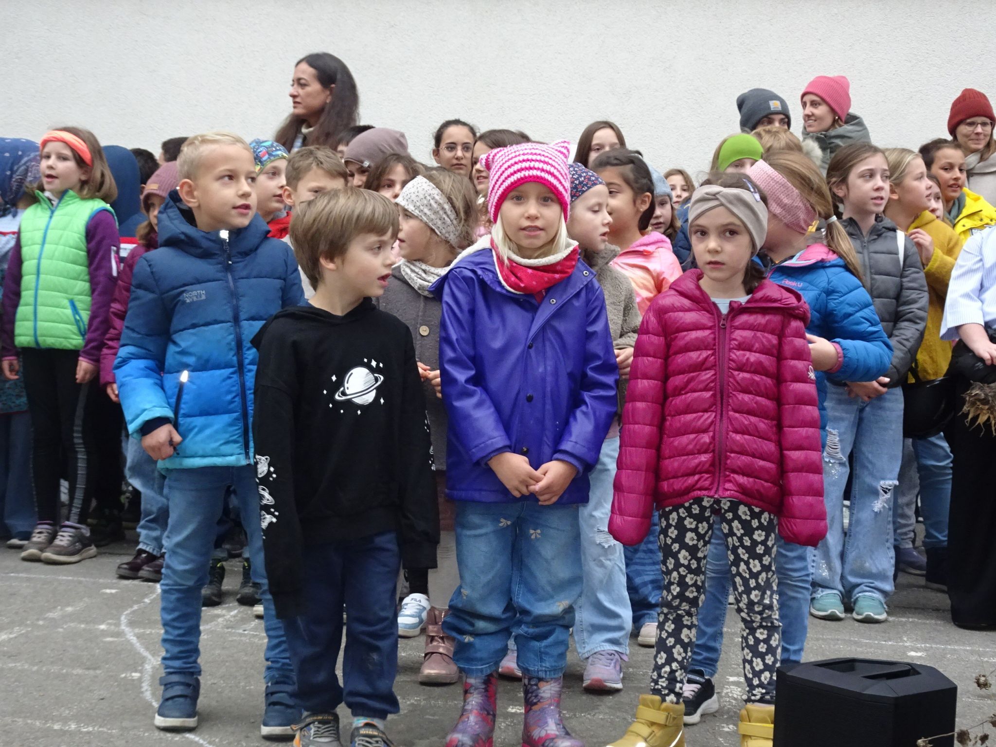 Mit viel Eifer waren die Kinder bei der Sache.