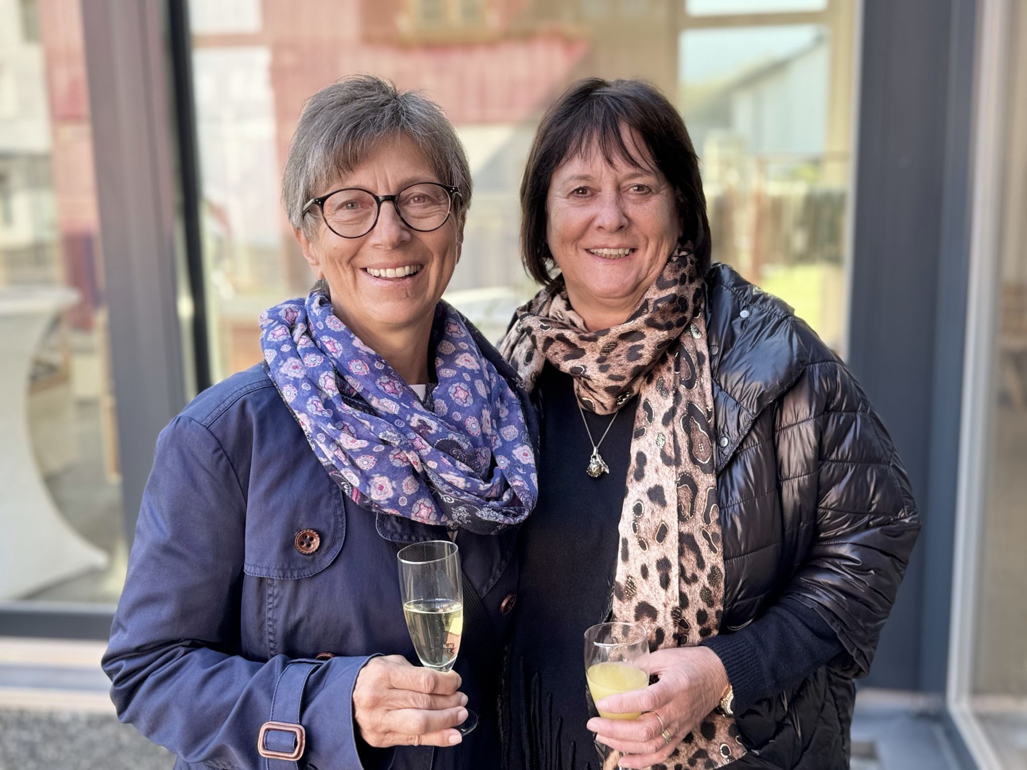 Gisela Berbig und Erika Wäger feierten mit.