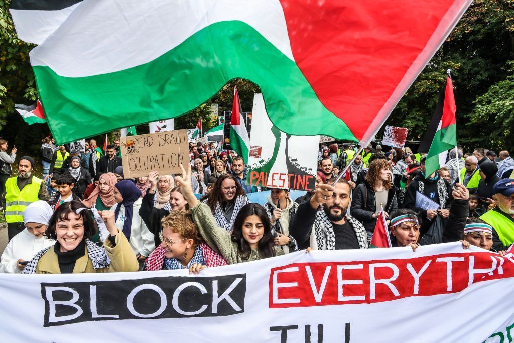 600 Menschen demonstrieren für Palästina in Bregenz