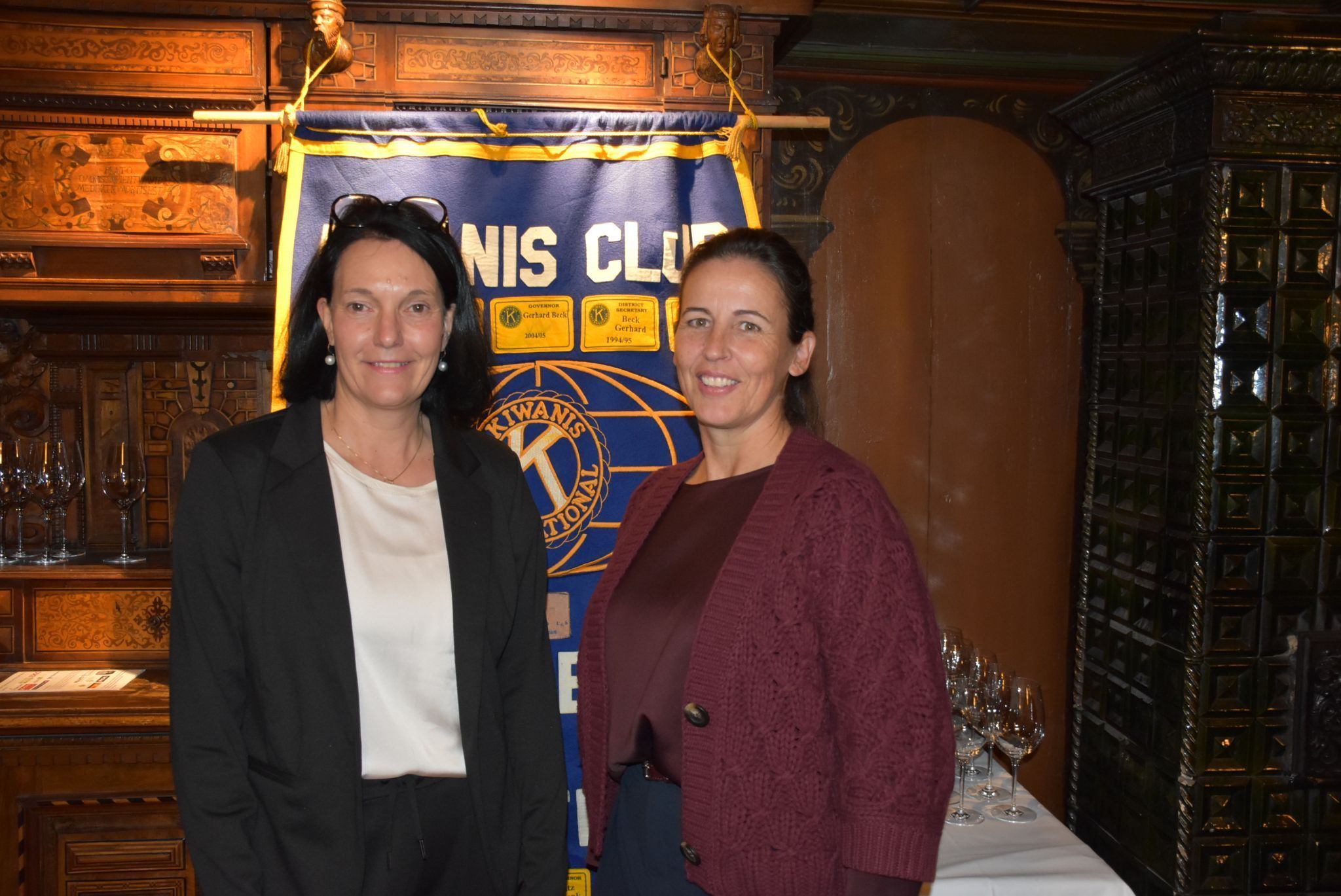 Barbara Heine (WKV) mit Monika Thaler