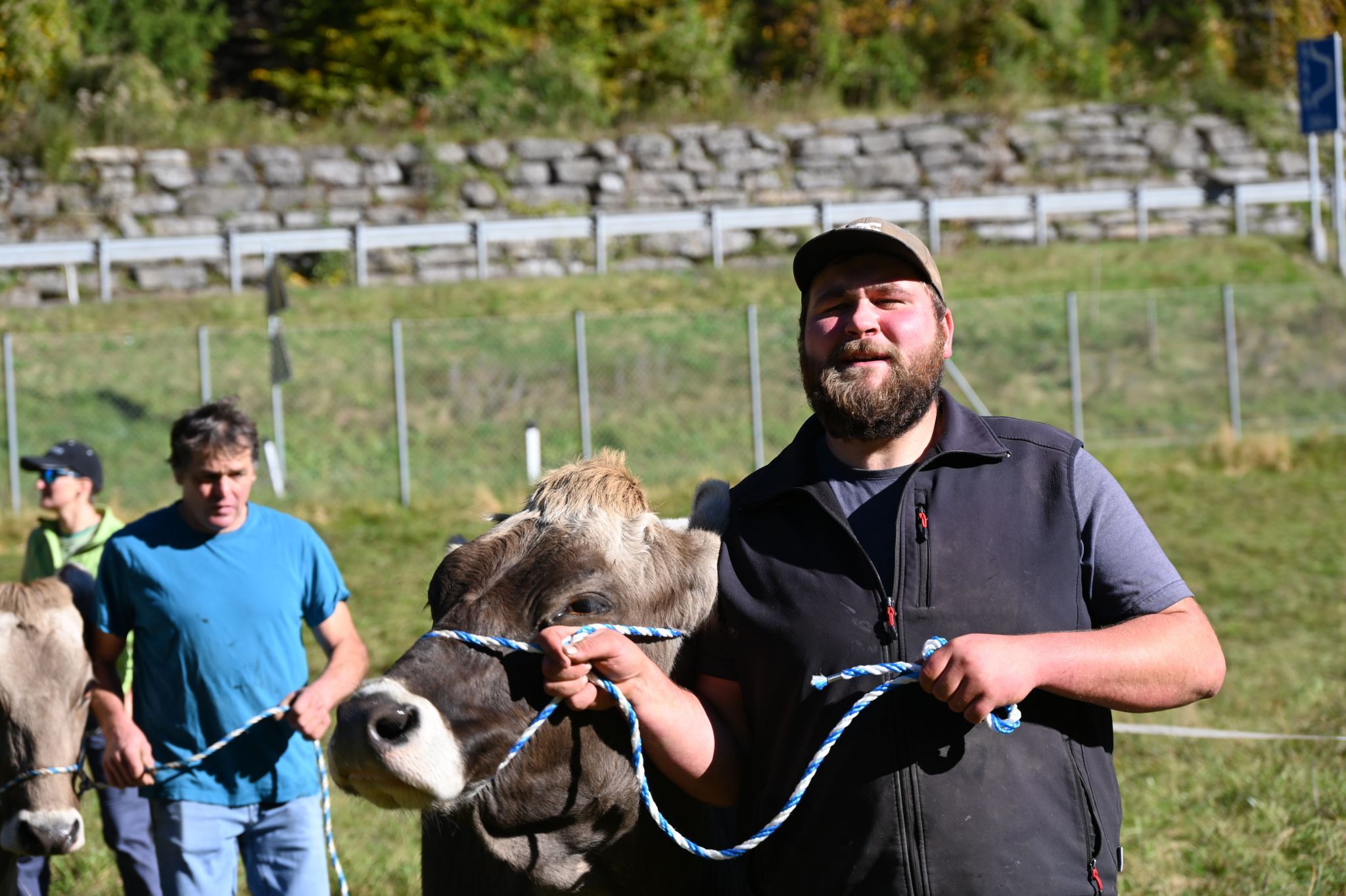 Die jungen Landwirte präsentierten ihr Vieh.