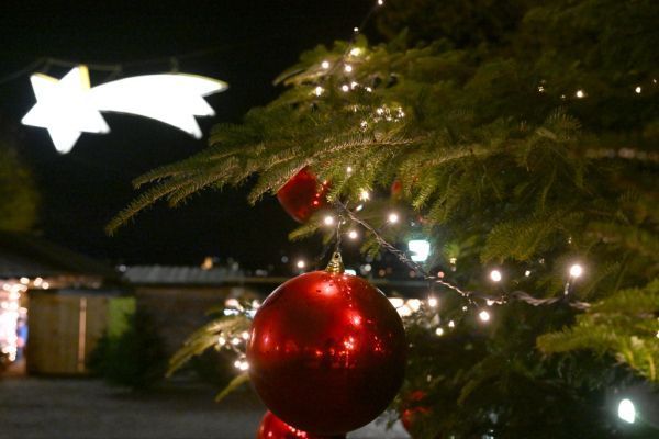 Immer öfter Gutscheine und Geld unter dem Christbaum