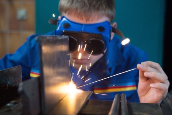 Metallgewerbe &#8211; Ist-Löhne steigen 2026 um 1,8 Prozent