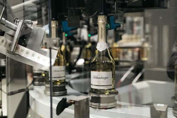 Schlumberger mit neuem Produktionsstandort im Burgenland