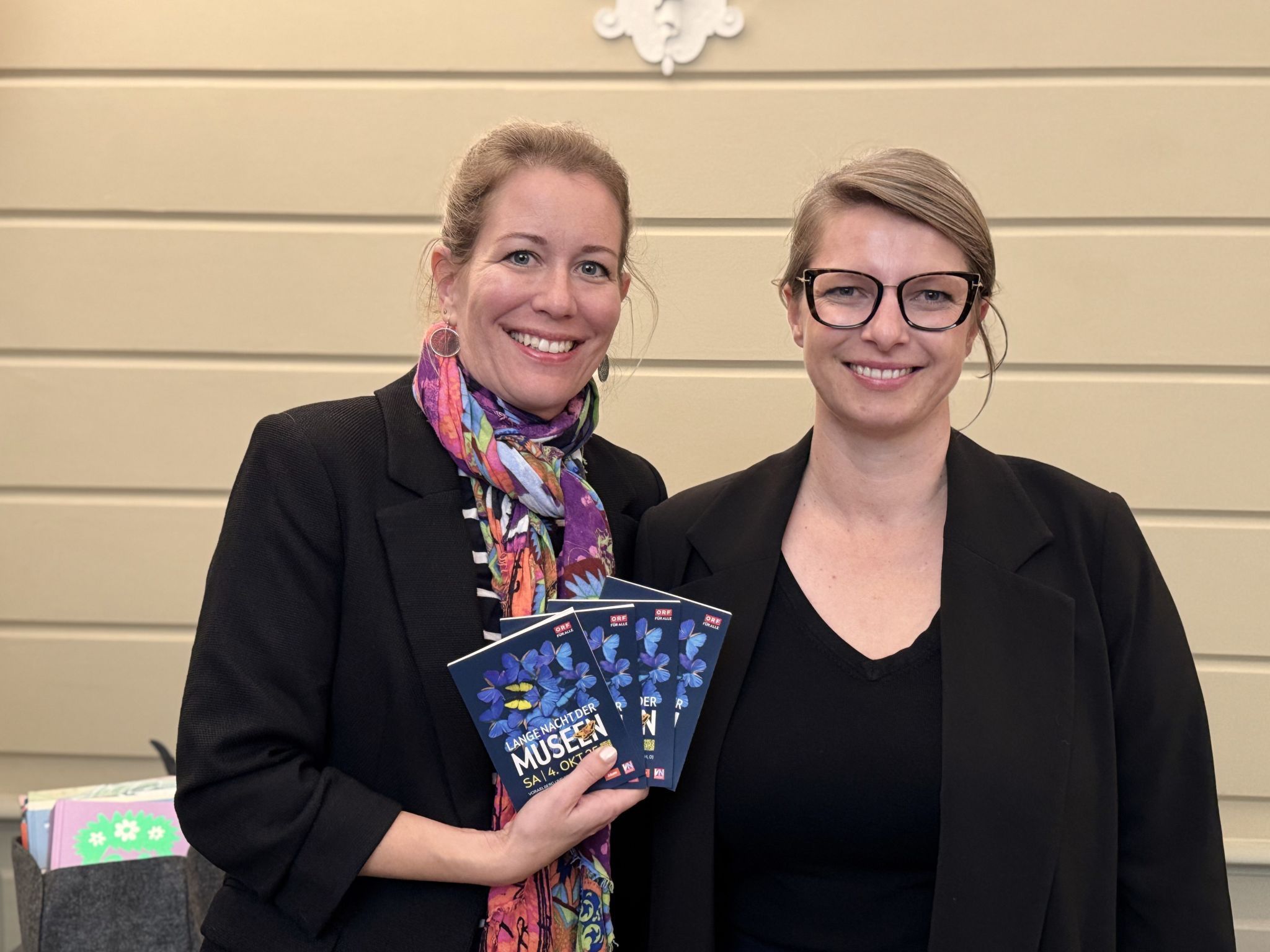 Projektleiterin Sandra Feurstein-Thaler und Veronika Sutterlüty (Kulturreferat Hohenems).