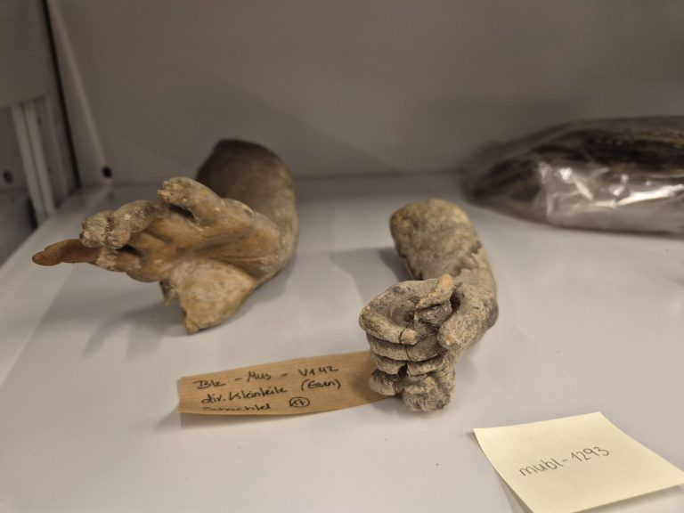Museumsdepot mit Archivar Stefan Stachniß