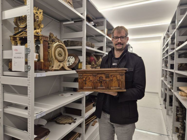 Museumsdepot mit Archivar Stefan Stachniß