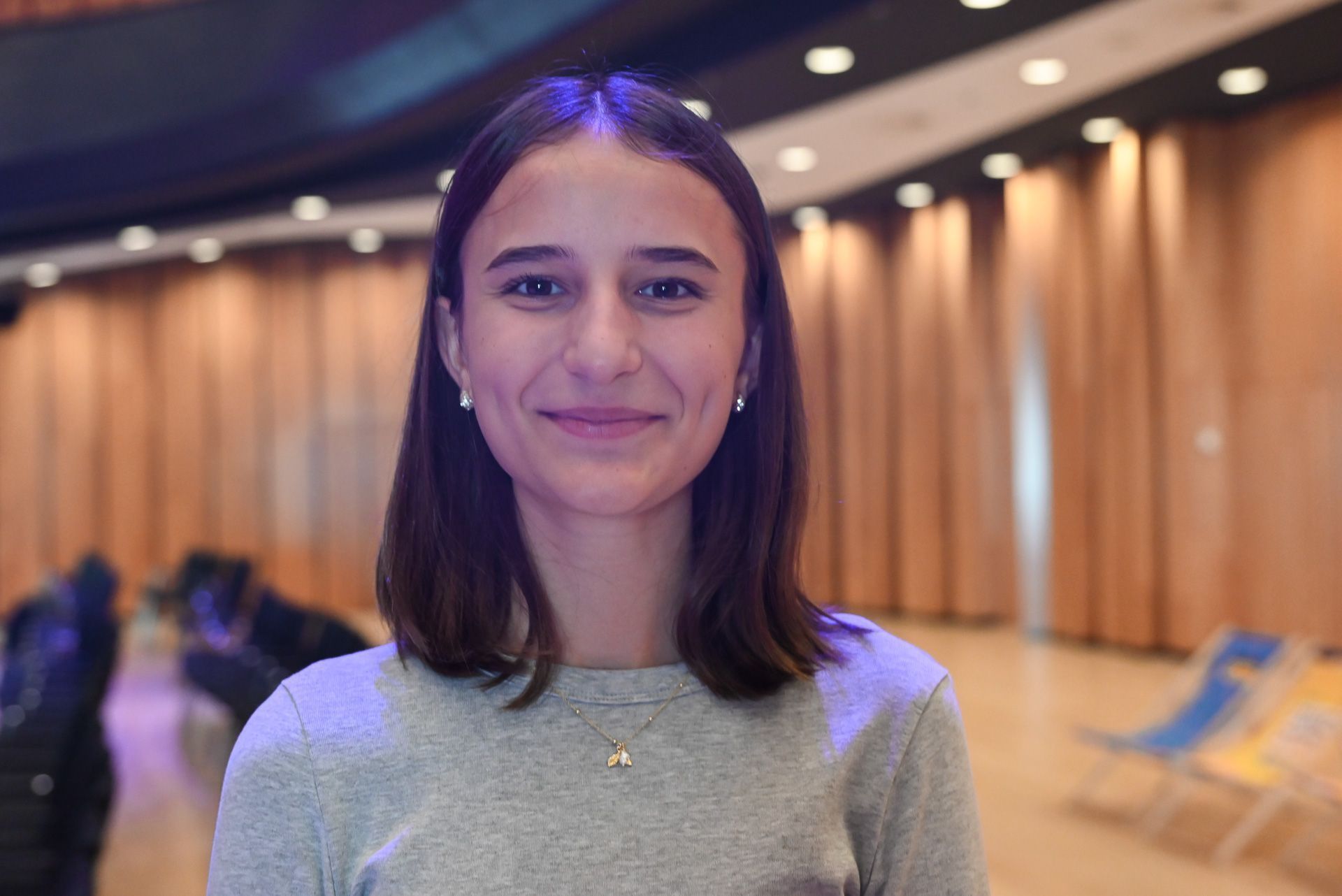 „Ich fand die Vorträge sehr inspirierend. Auch die Tatsache, dass man nicht von vornherein den „richtigen“ Weg einschlagen muss, beruhigt mich. Im Moment kann ich mir gut vorstellen einmal Architektur zu studieren.“ Nela Nagel (15), HAK Bregenz