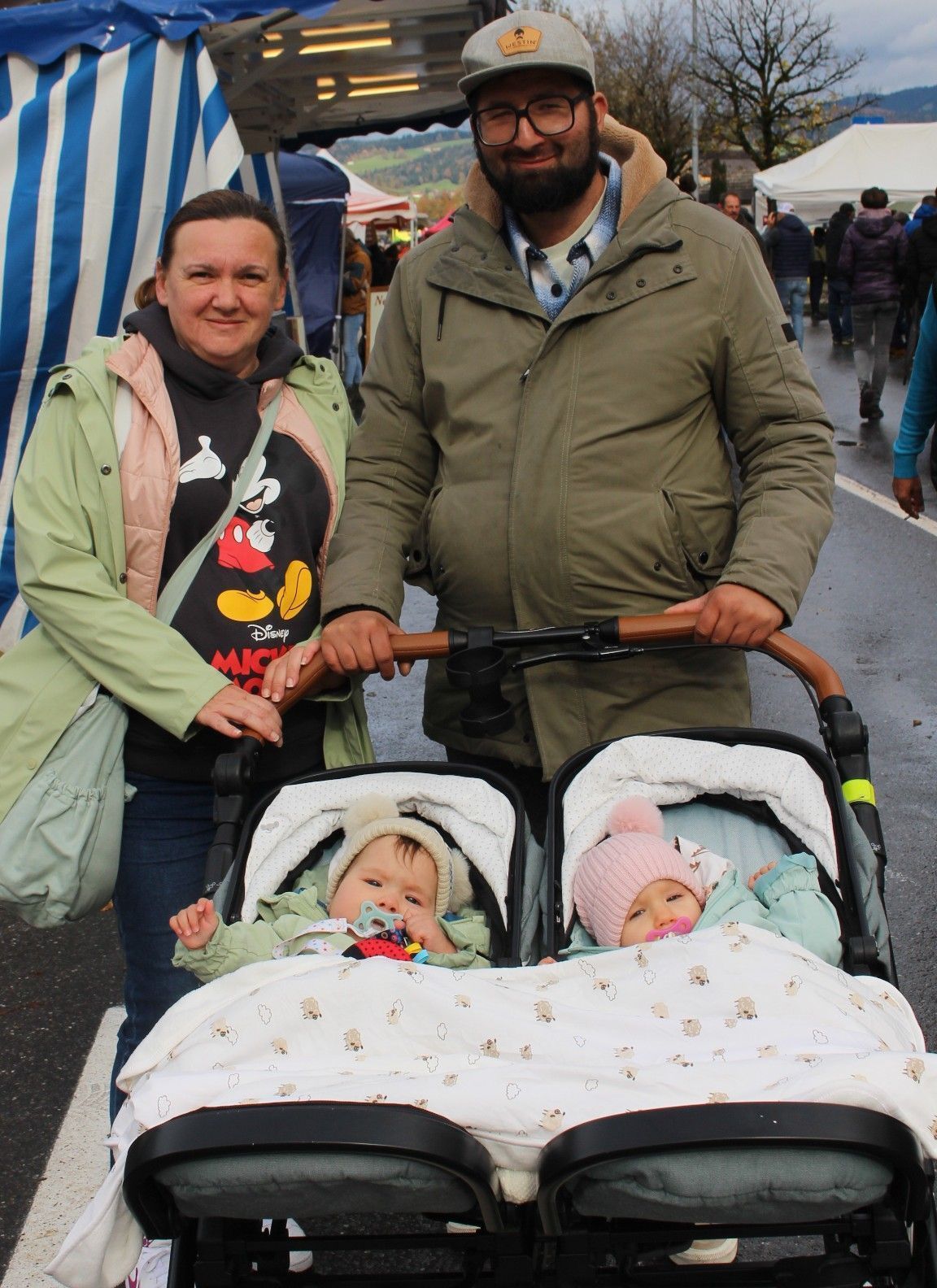 Goaßamat-Bummel im Doppelpack - das Interesse von Alina und Theodor war freilich überschaubar . . .
