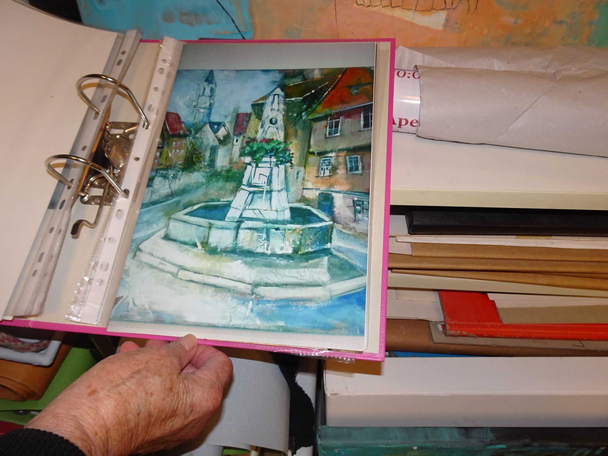 Das erste Bild vom Hatler Brunnen, das die Künstlerin gemalt hat. 