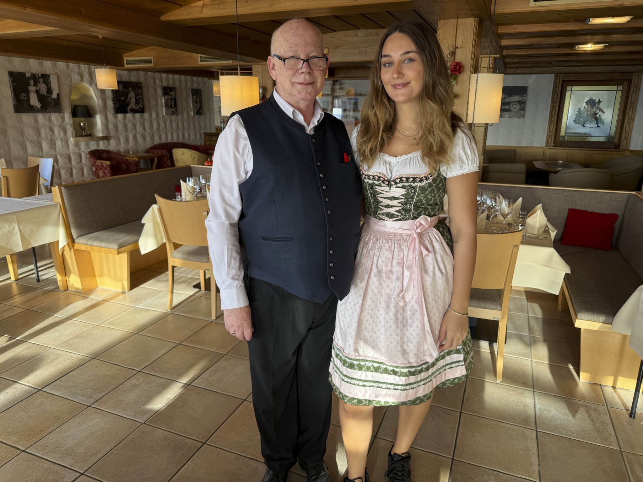 Seliya Sünbül und Edi Stross servierten die Köstlichkeiten