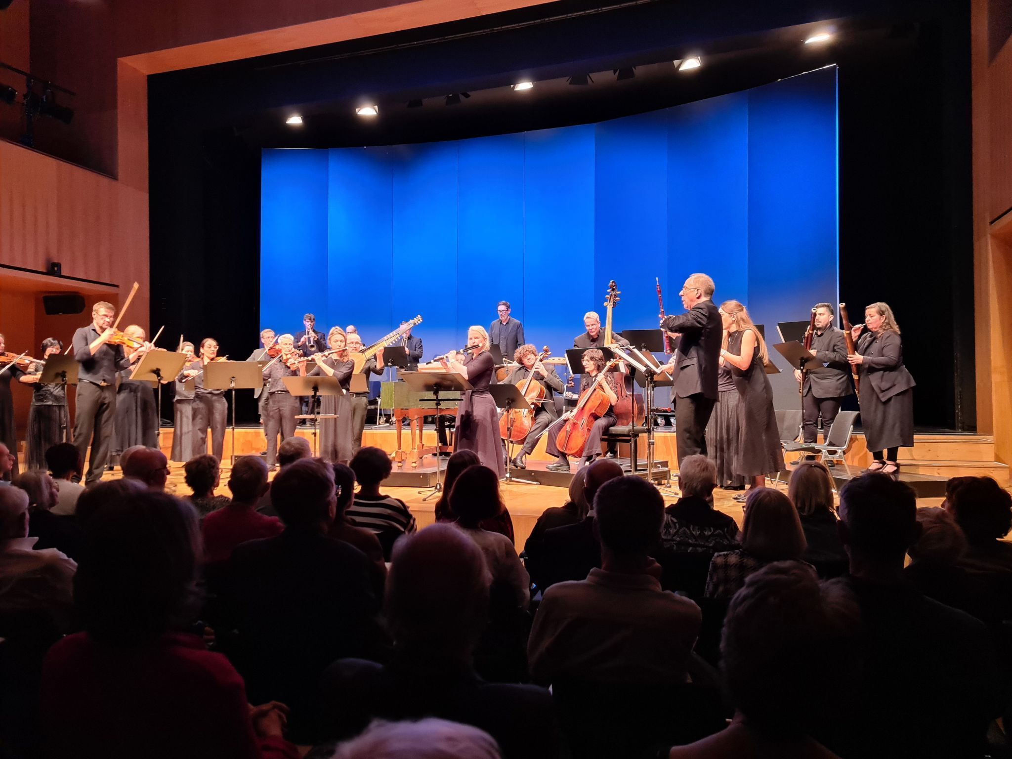 Das groß besetzte Orchester war in Hochform.