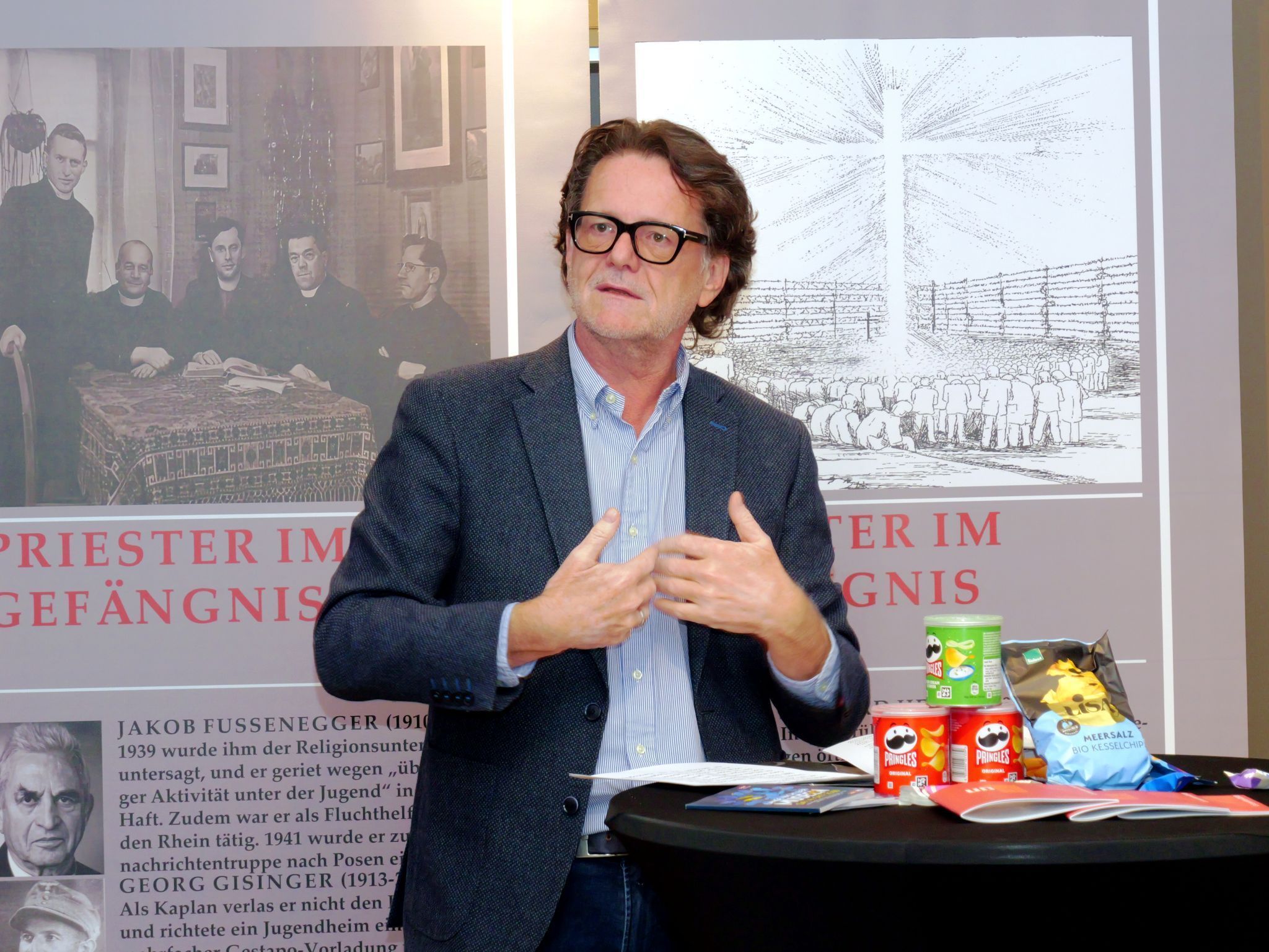 Historiker Wolfgang Weber las aus seinem neuen Buch „Schelling revisited“ im Carl Lampert Museum.